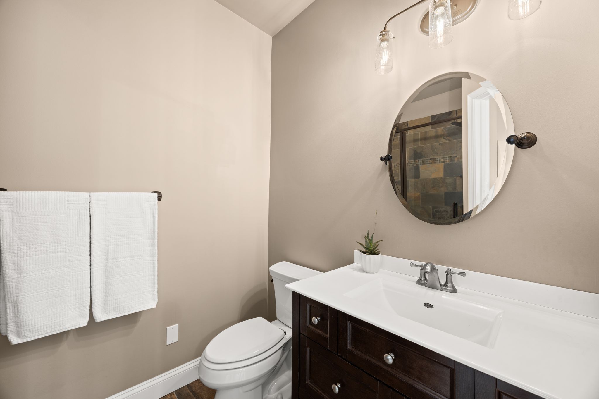 2626 Westerham Way Property Photo 47