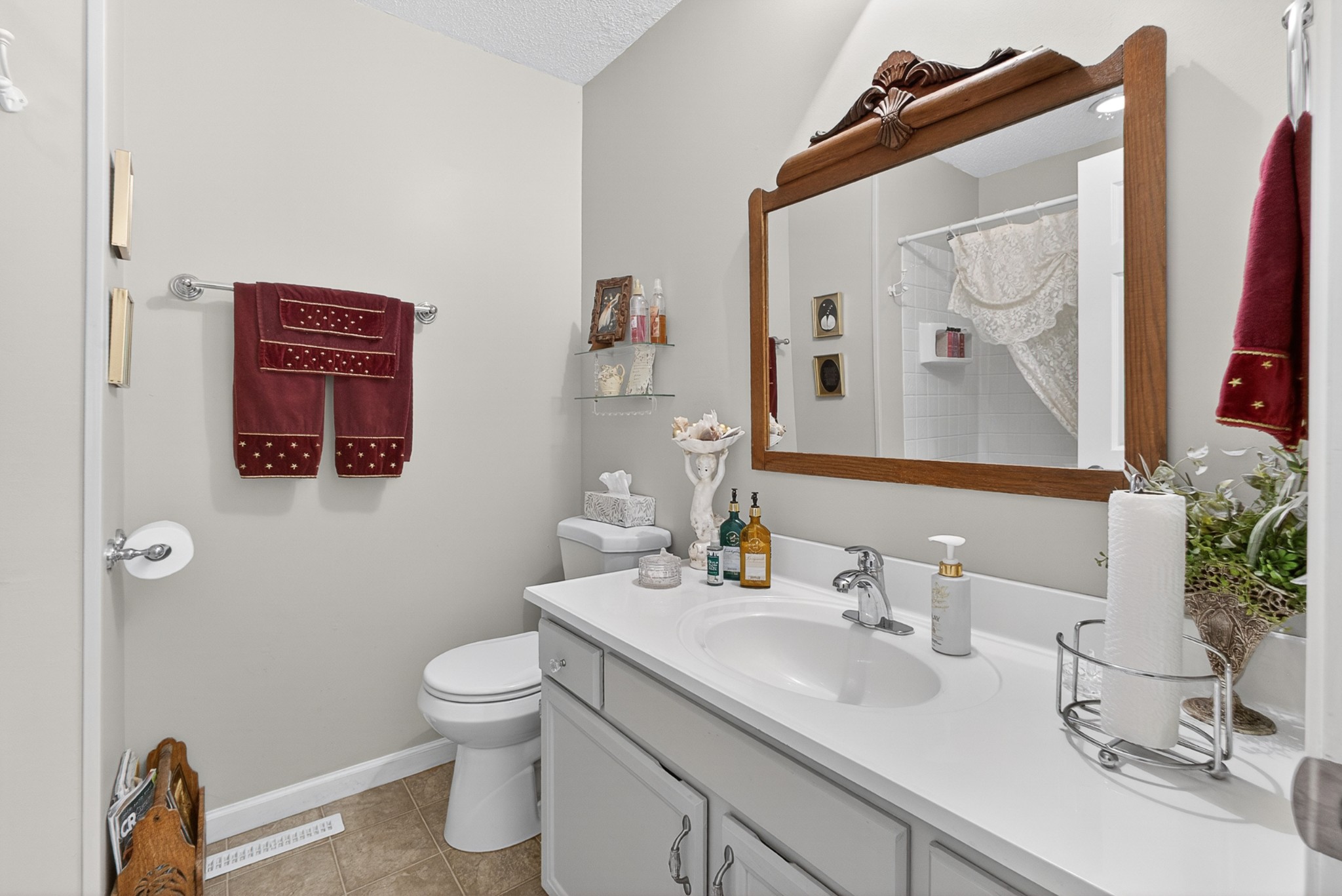 1031 Montcrest Dr Property Photo 29
