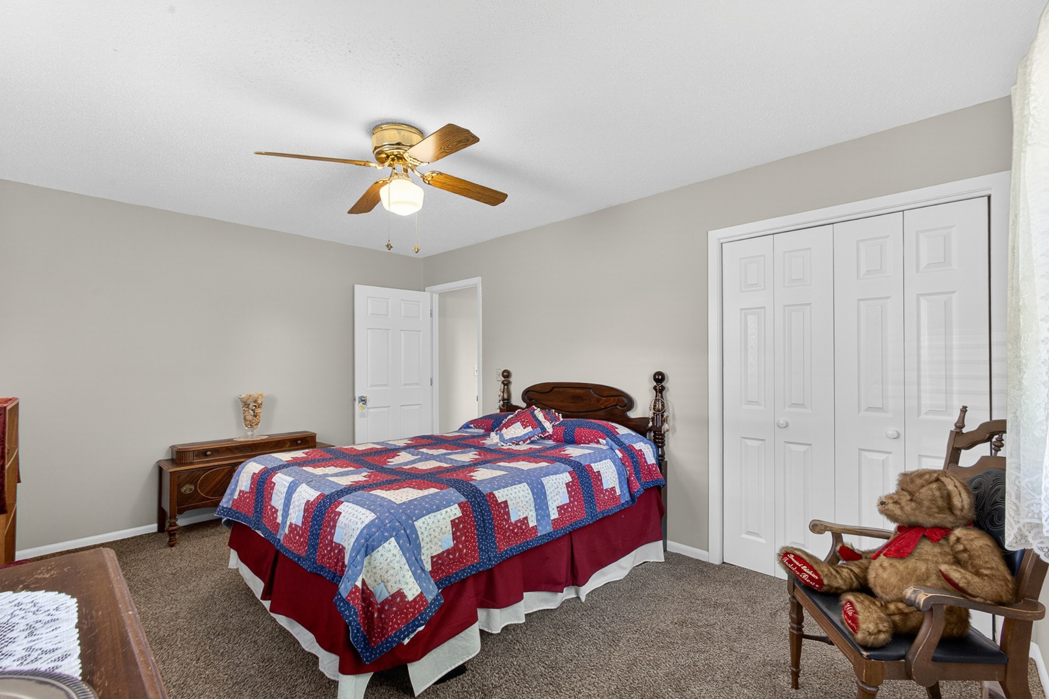 1031 Montcrest Dr Property Photo 34