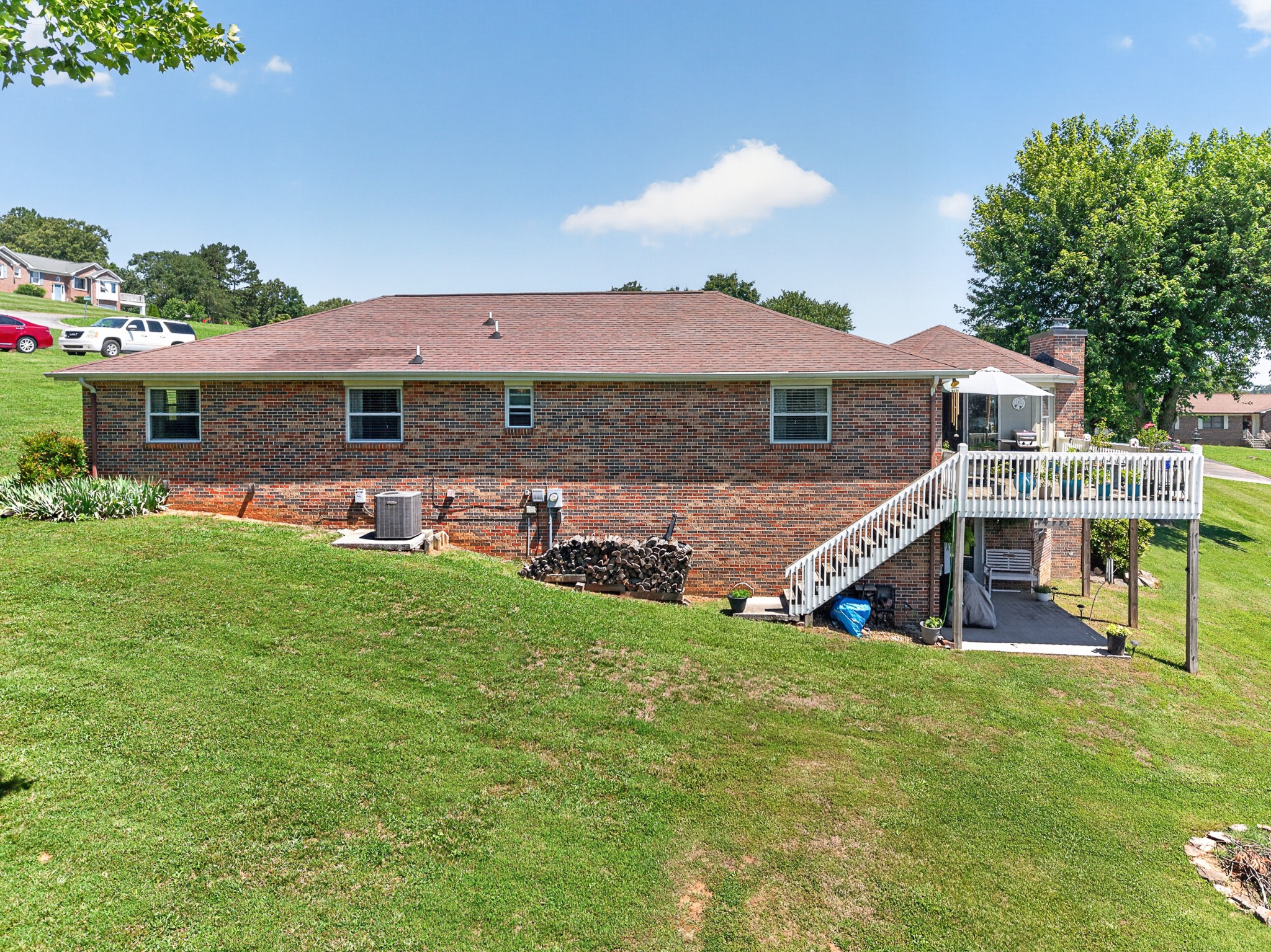 1031 Montcrest Dr Property Photo 52