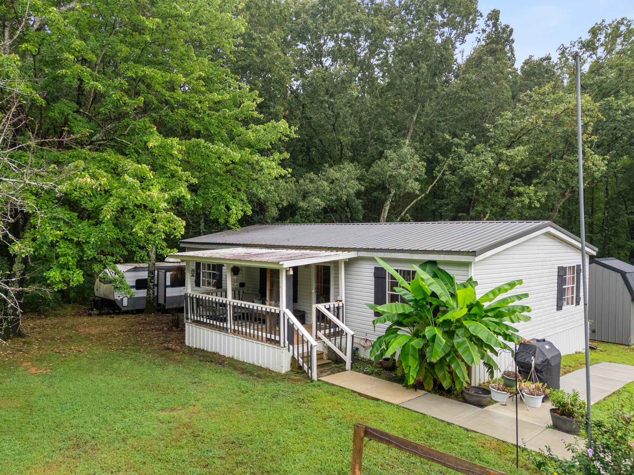 1230 Maytown Rd Property Photo 1
