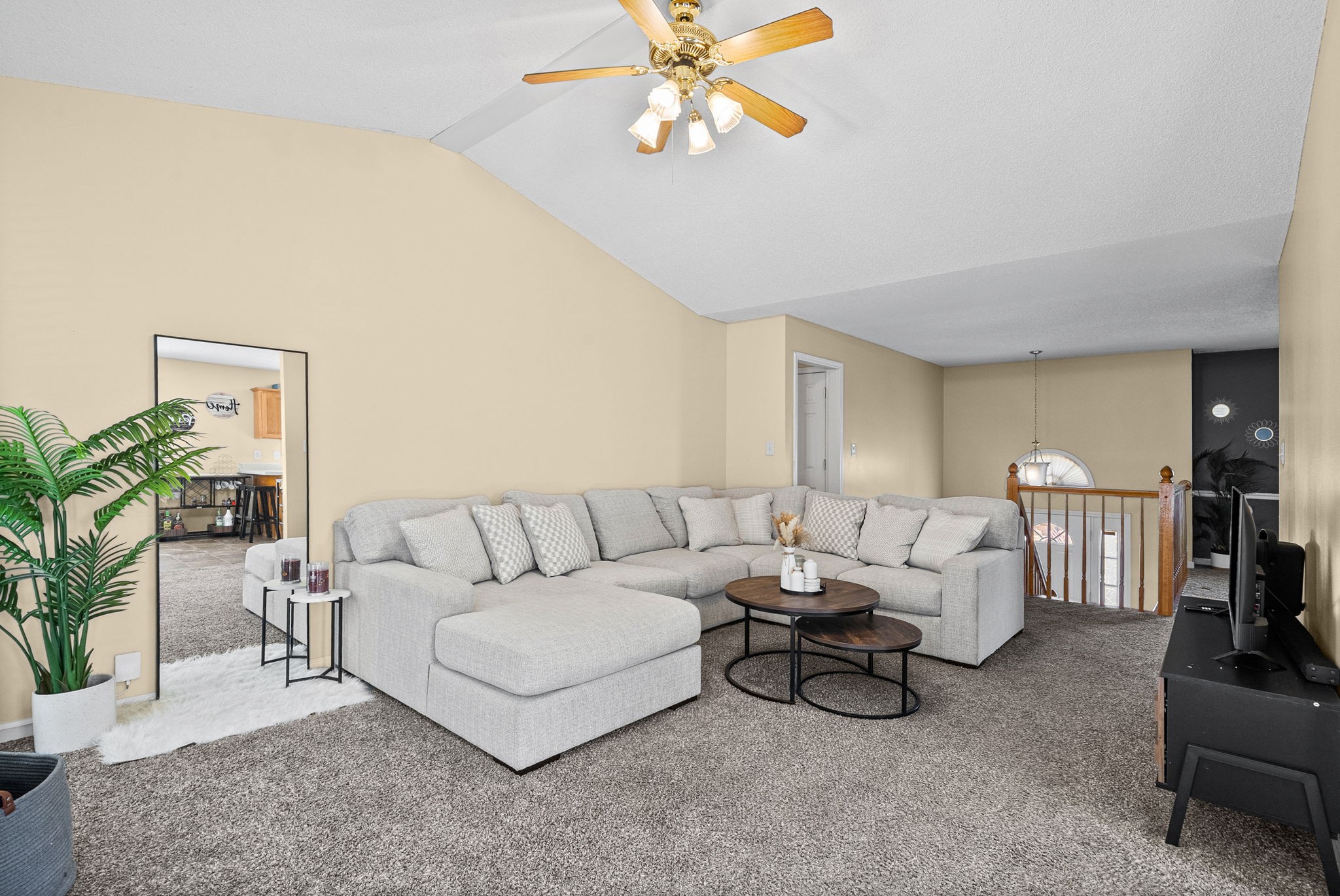 1344 Bluebonnet Dr Property Photo 3