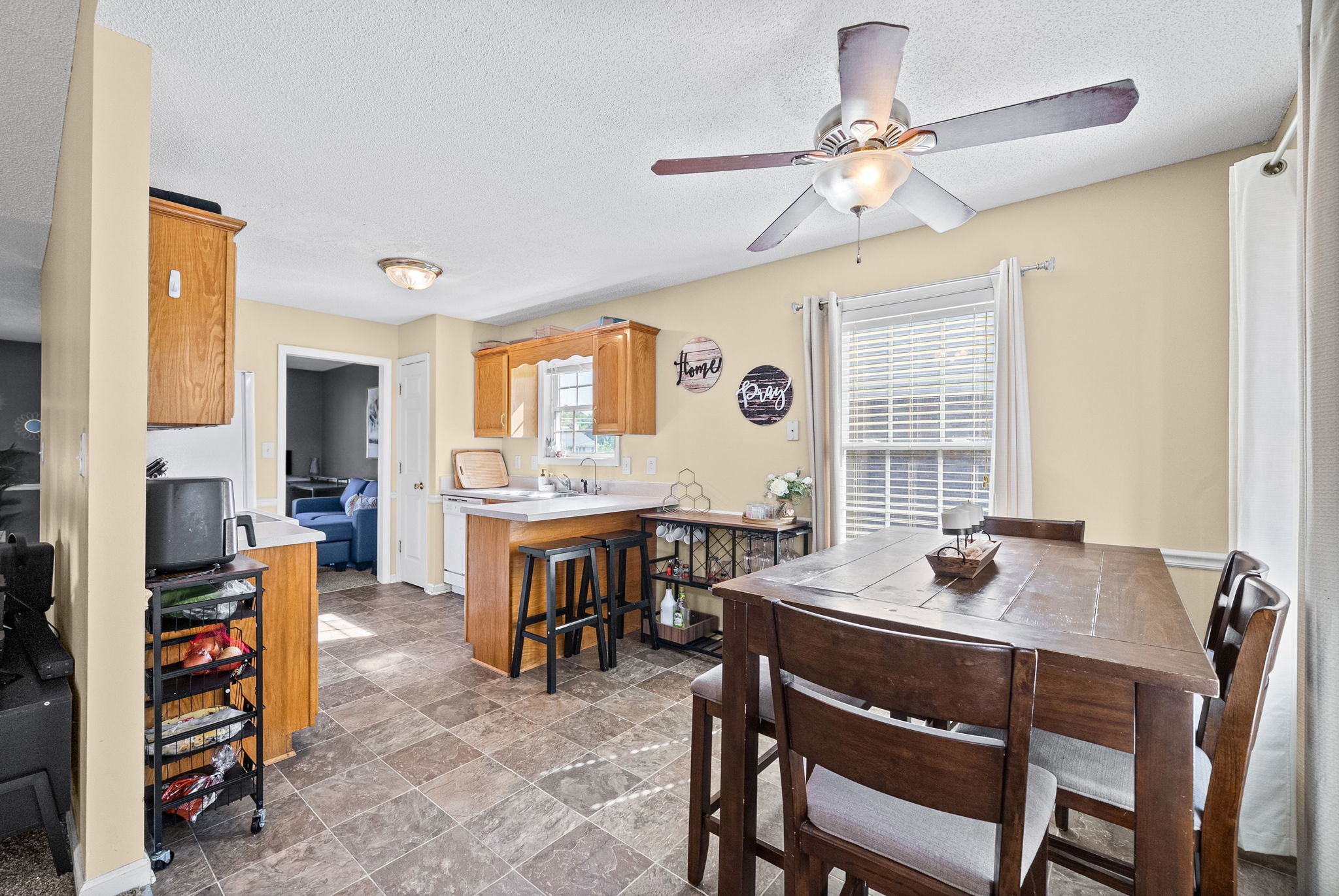1344 Bluebonnet Dr Property Photo 6