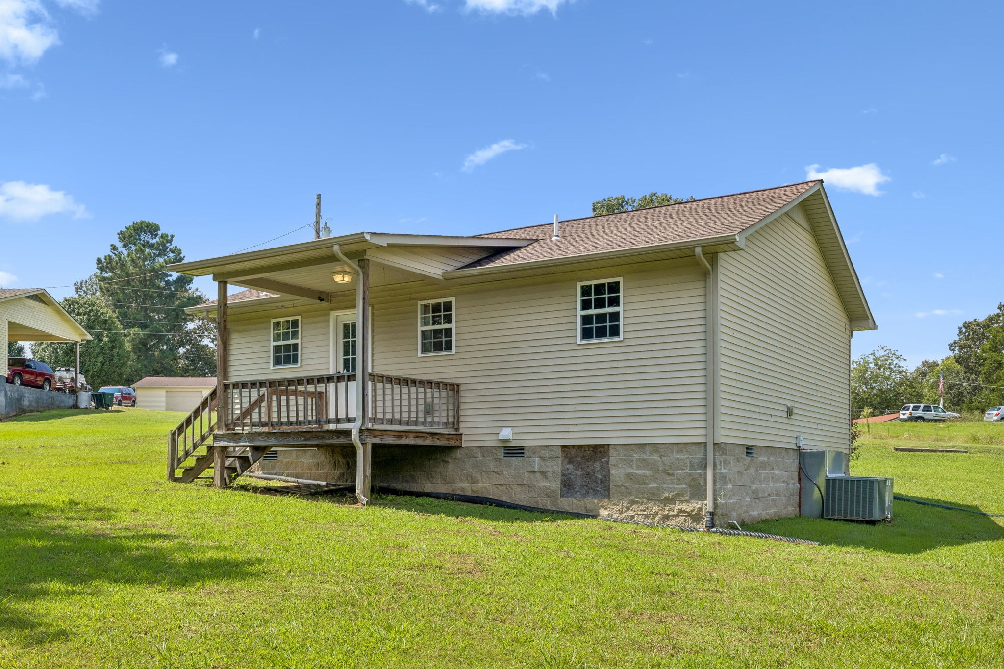 362 Oak St Property Photo 36