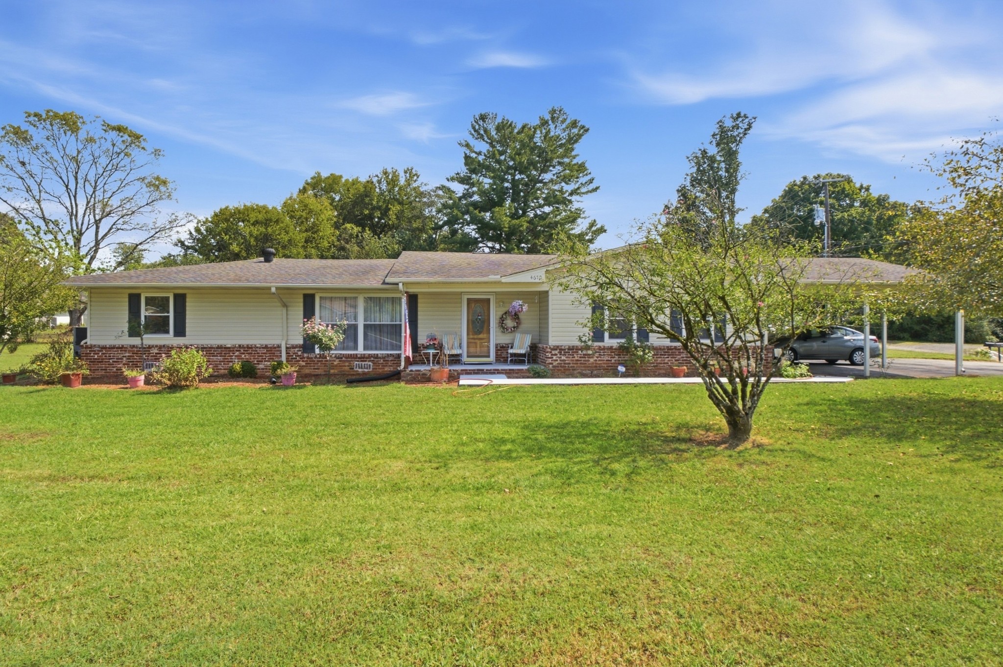 4670 Georgetown Rd, Nw Property Photo 1