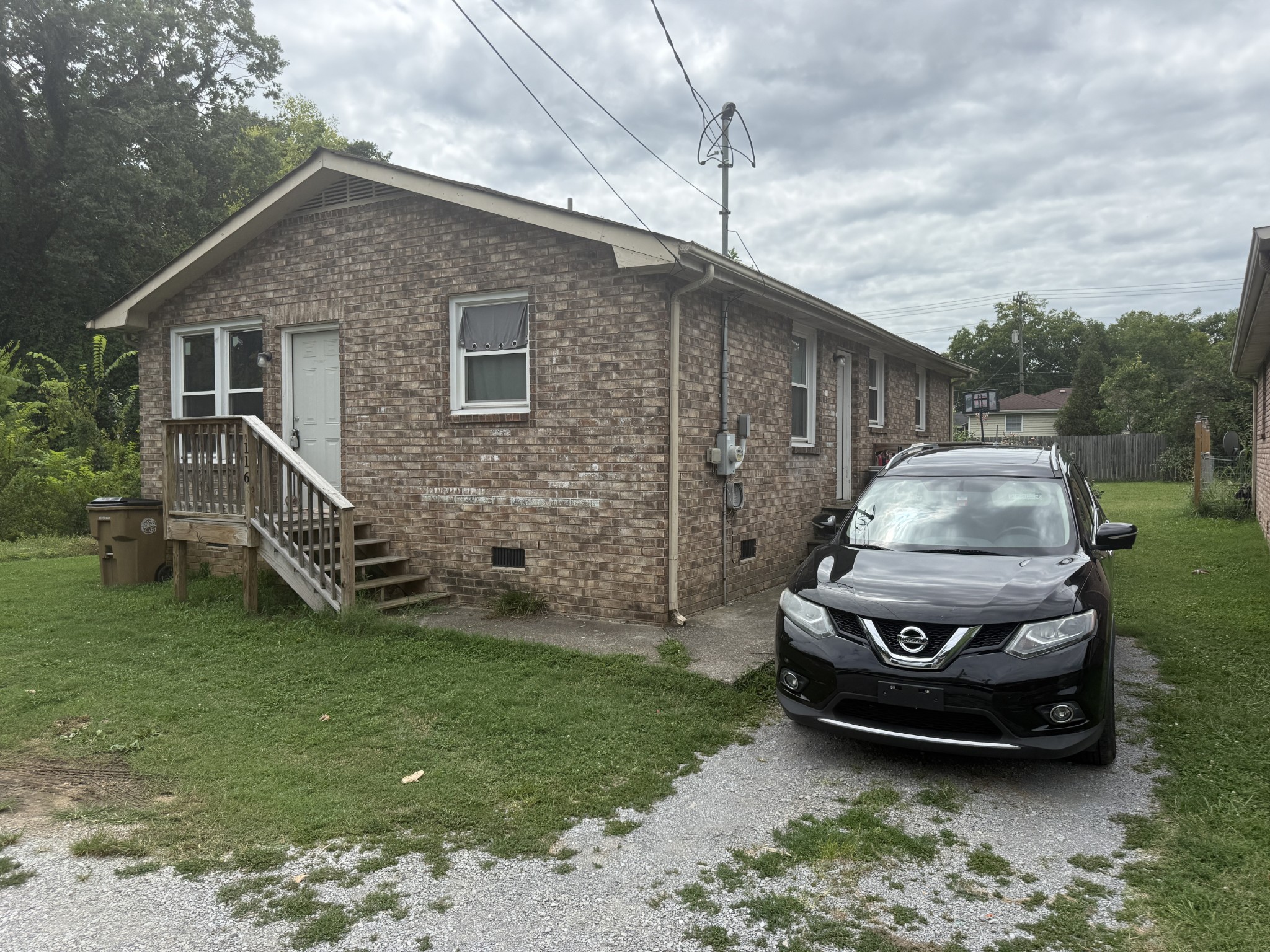 118 Myatt Dr Property Photo 2