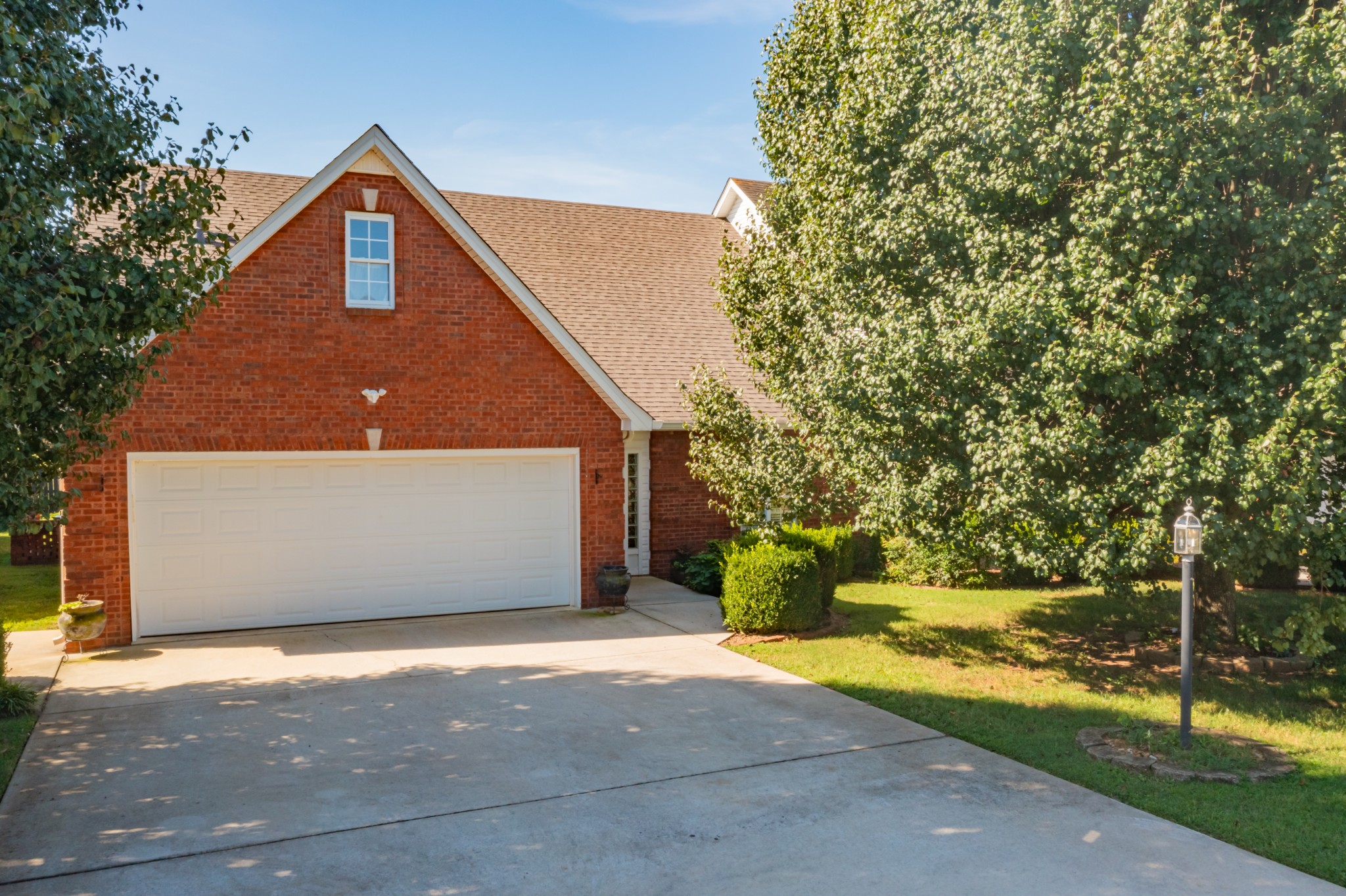 76 Chase Cir
