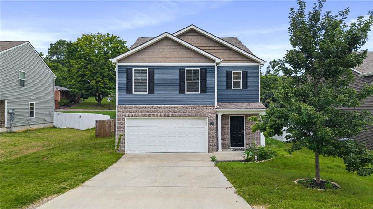 3339 Serenity Dr, NE