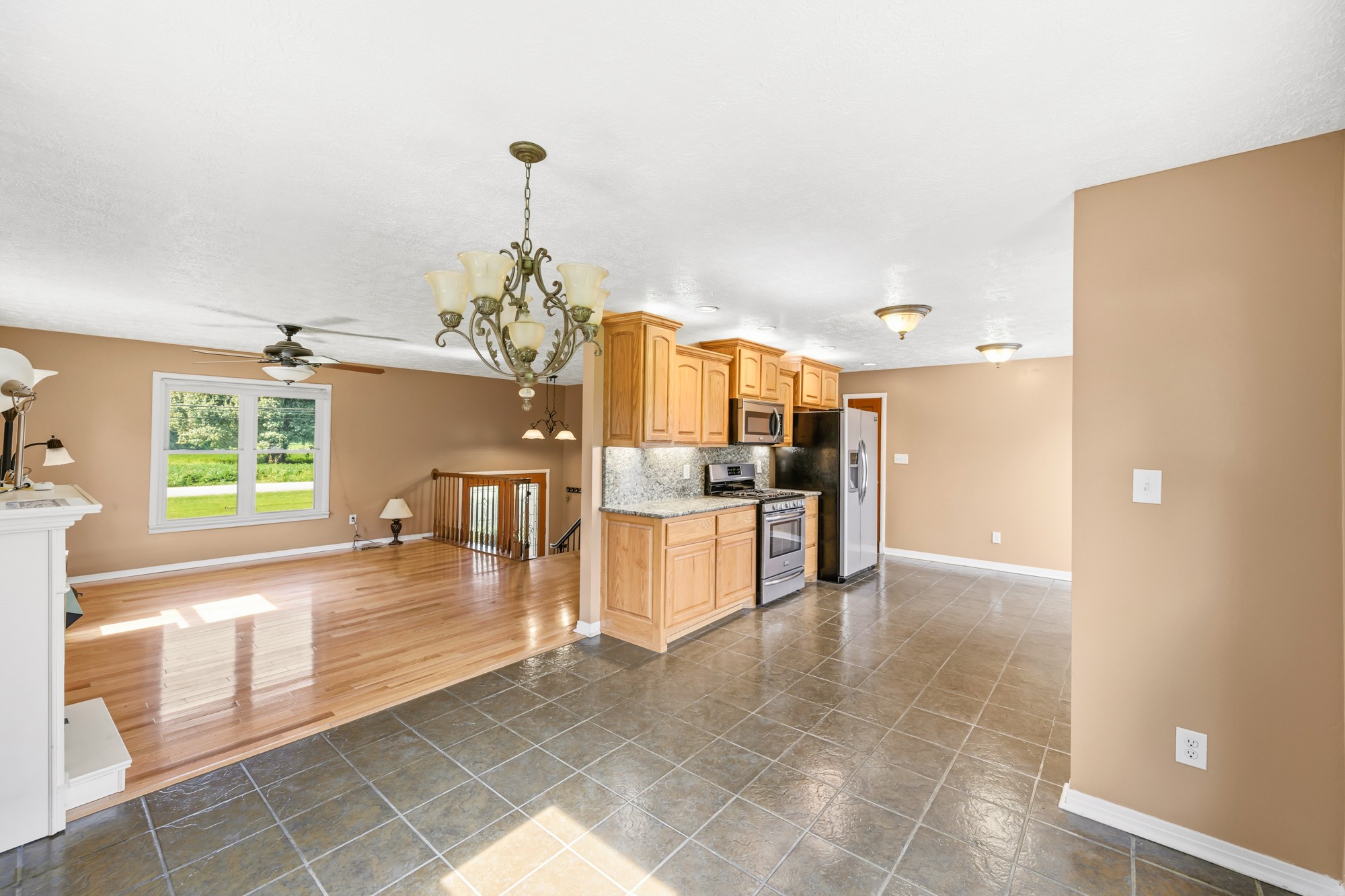 640 Northwood Dr Property Photo 14