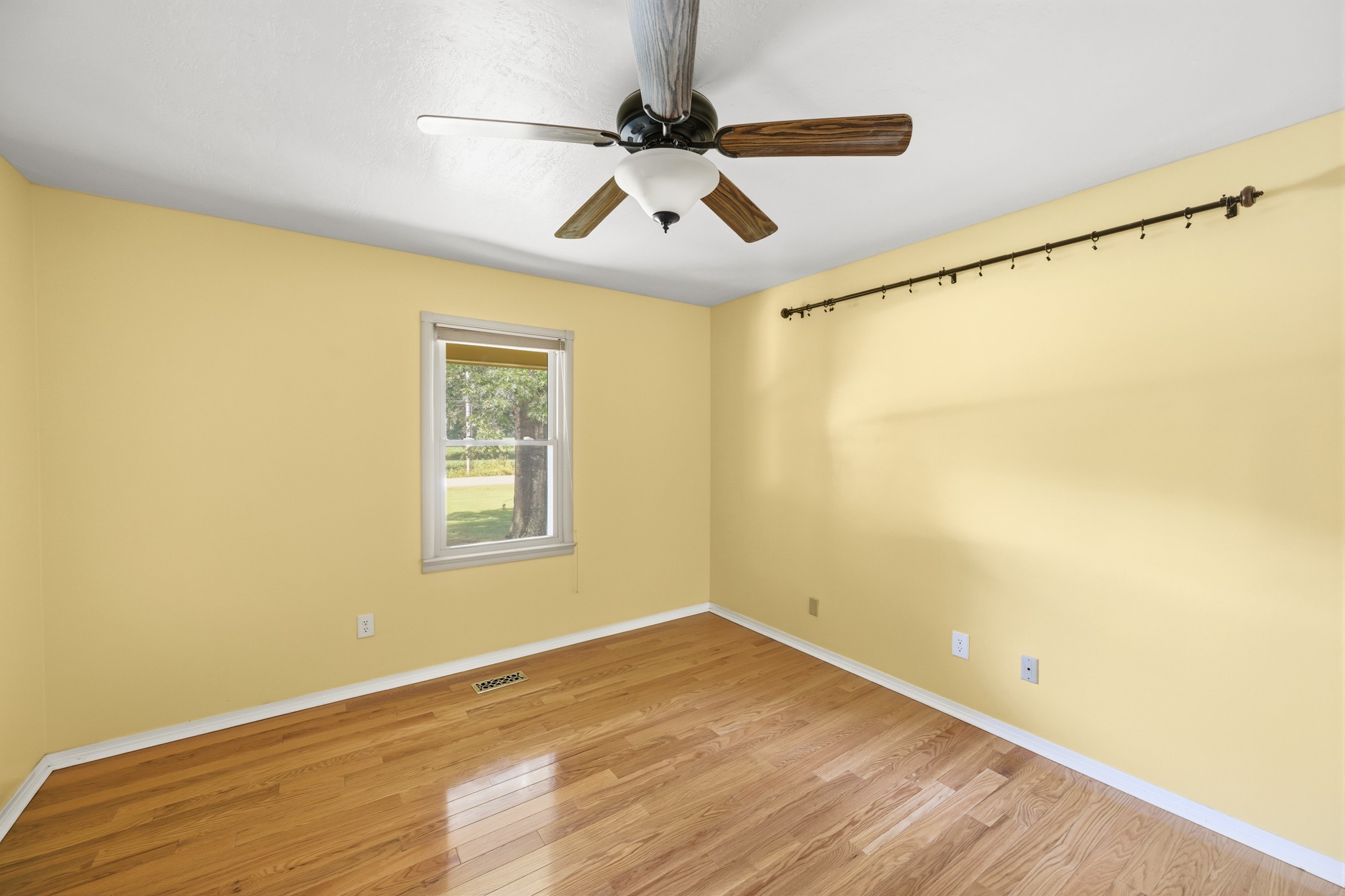 640 Northwood Dr Property Photo 19