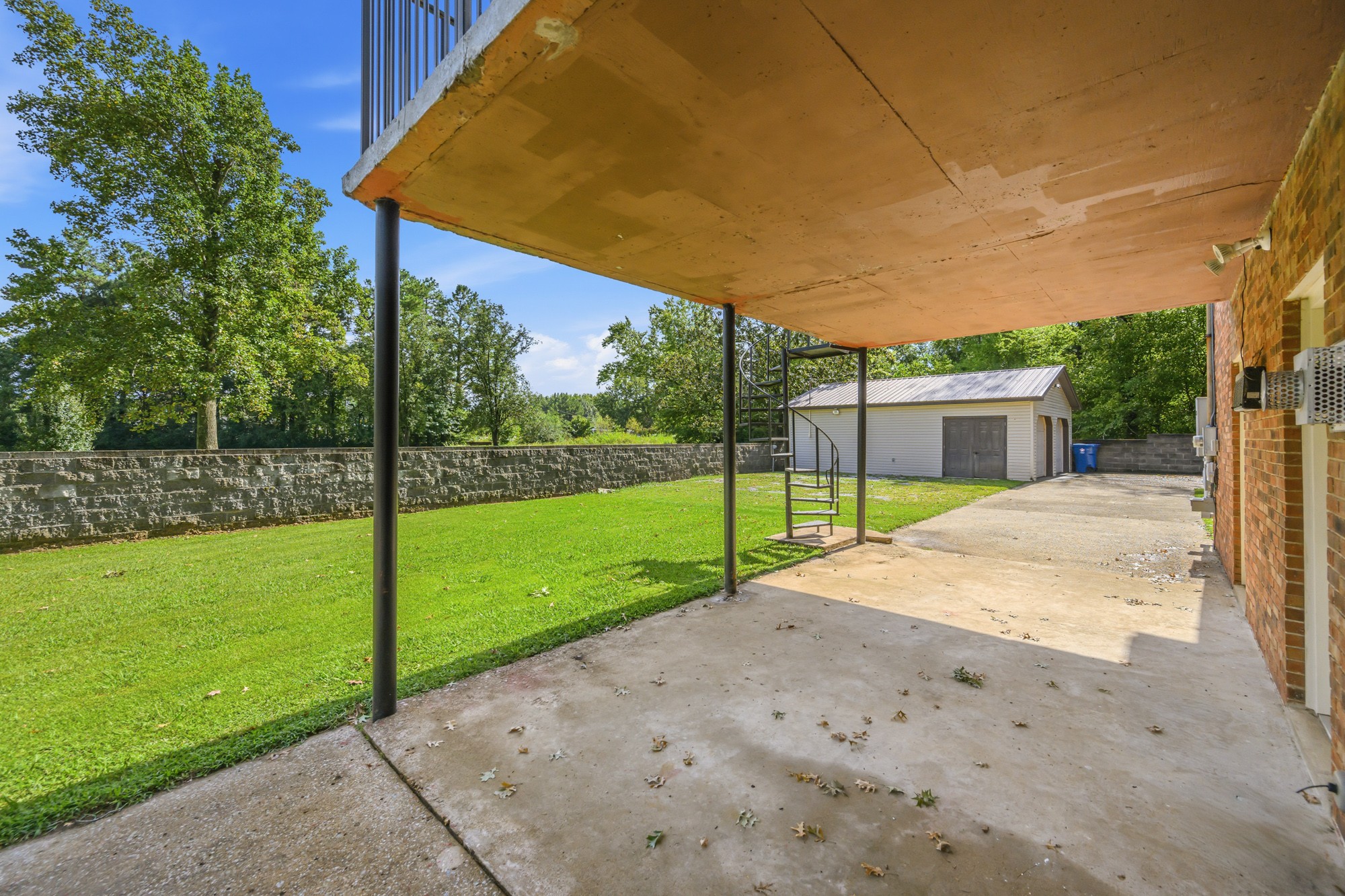 640 Northwood Dr Property Photo 39