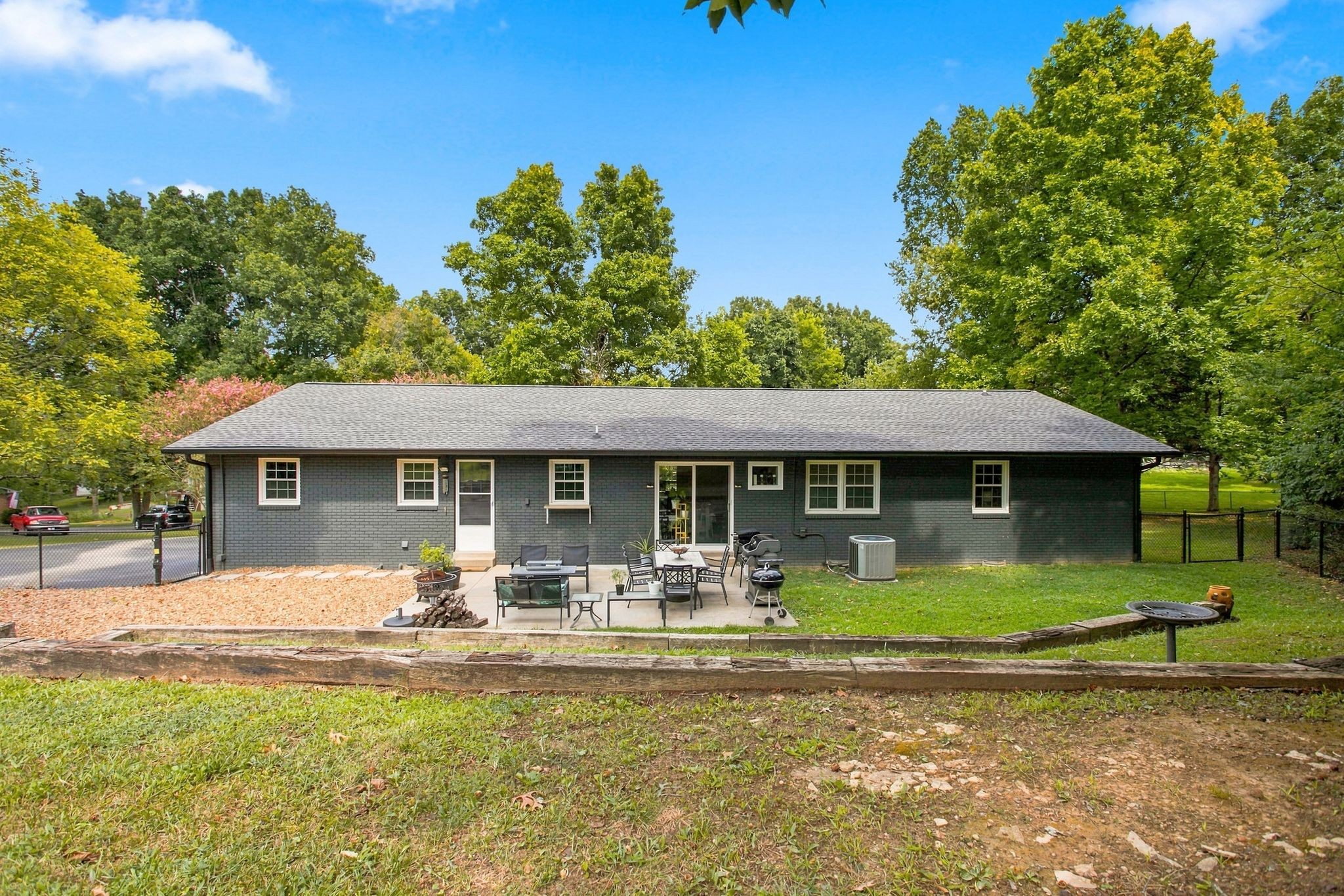 1000 Cheryl Dr Property Photo 30