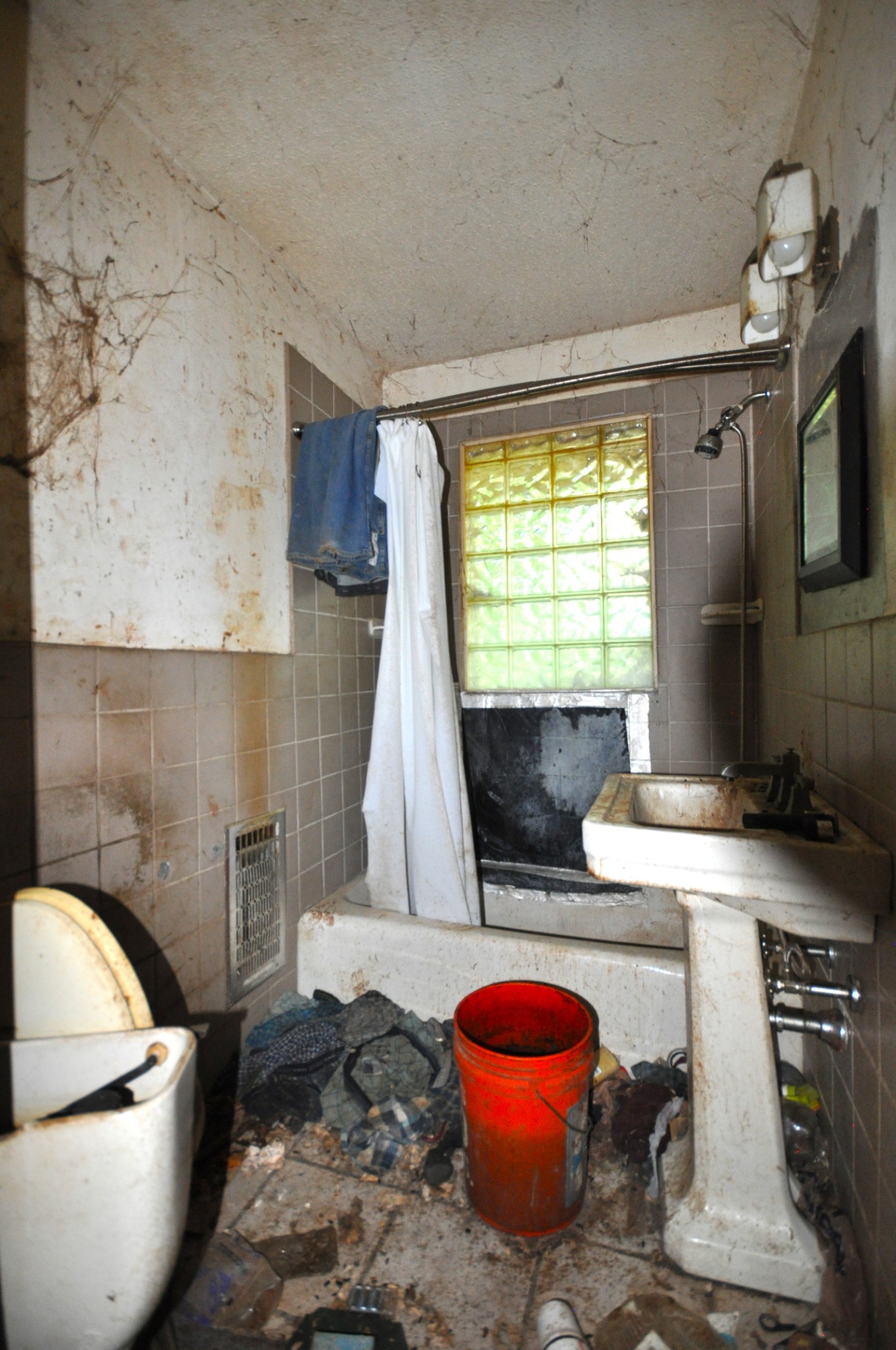2130 Sanborn Dr Property Photo 11