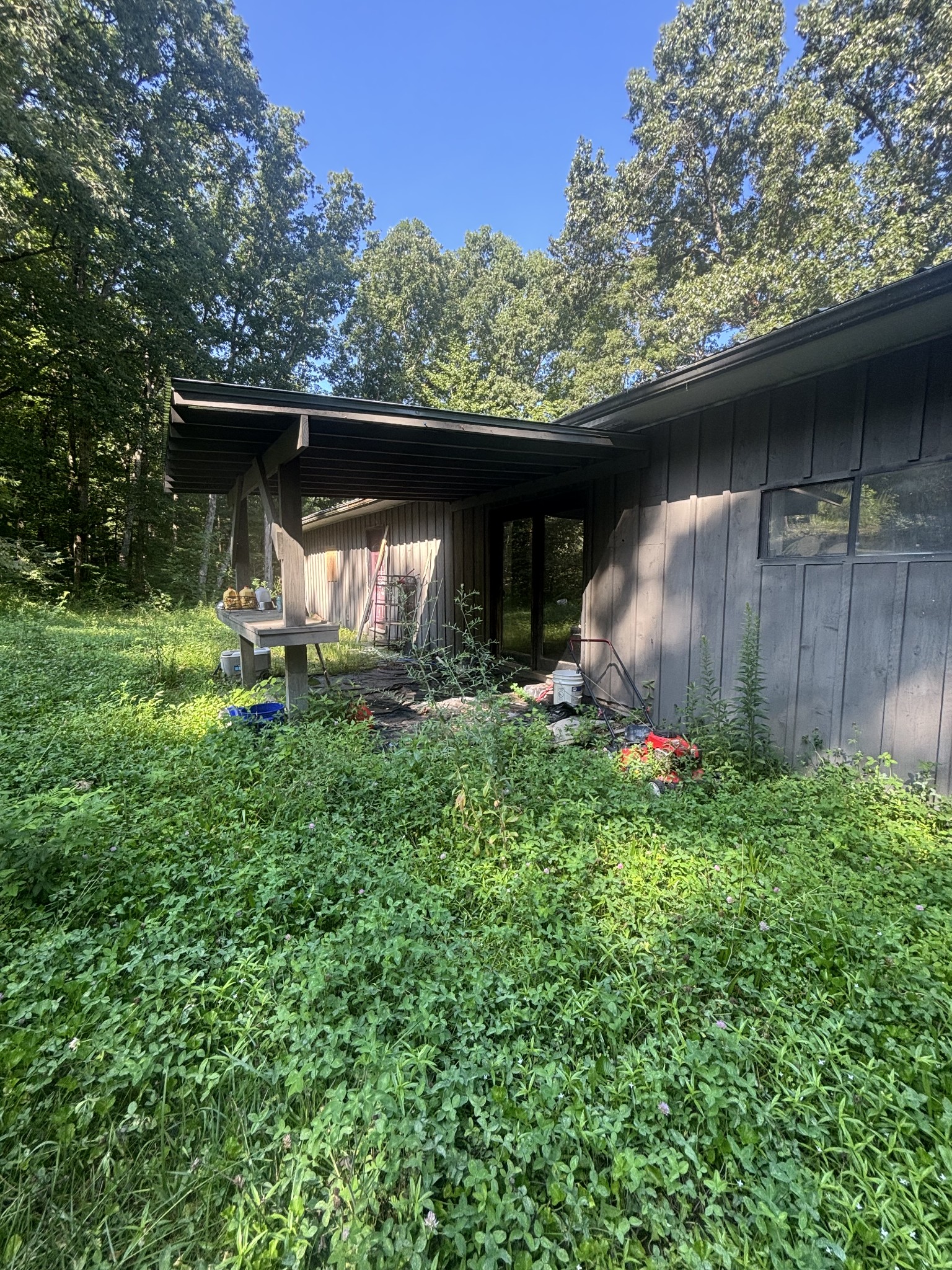 390 Sweet William Rd Property Photo 1