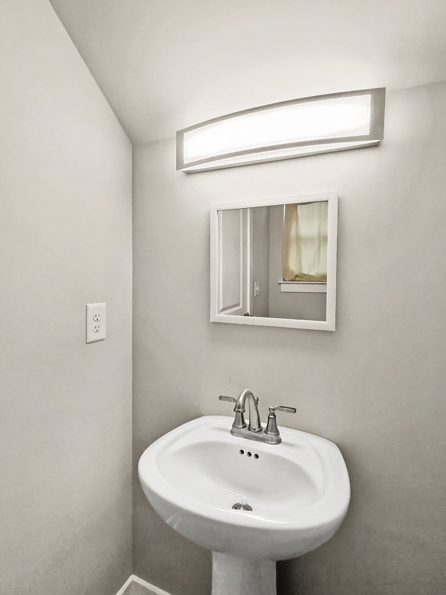 206 Triple Crown Ct Property Photo 13