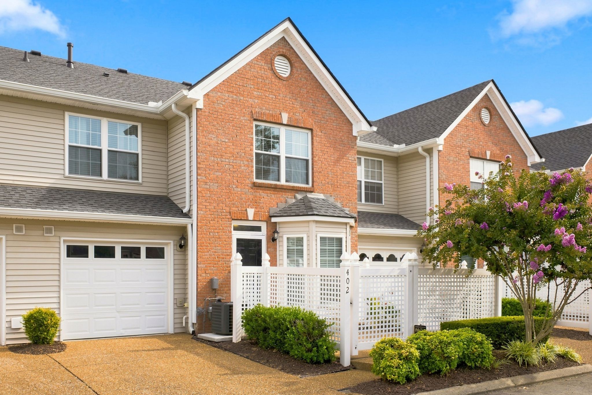 402 Bembridge Ln