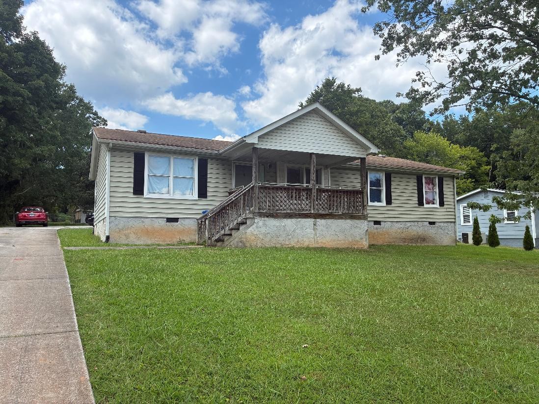 7611 Bonnie Drive Property Photo 1