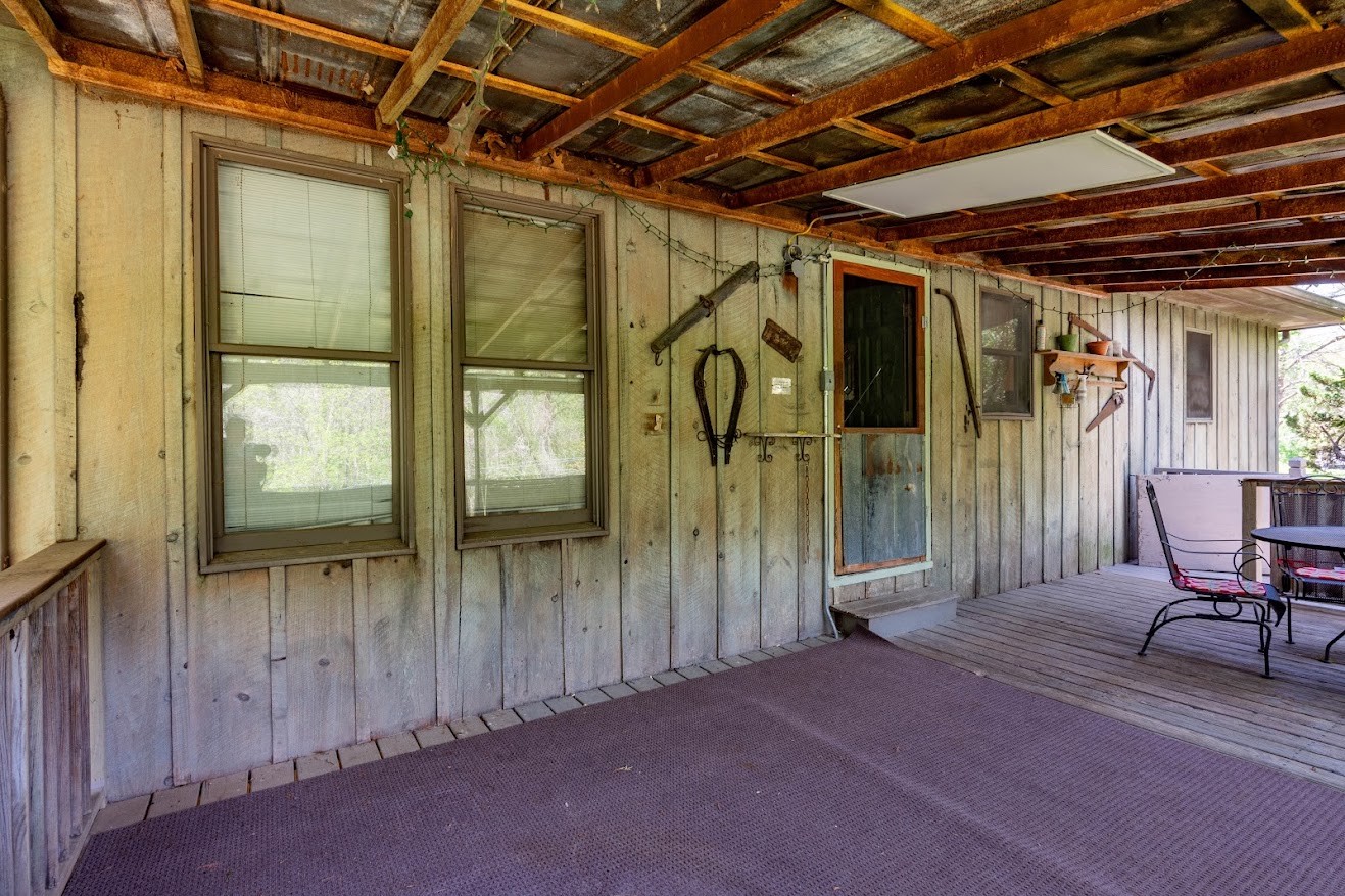 11 Cedar Hills Rd Property Photo 12