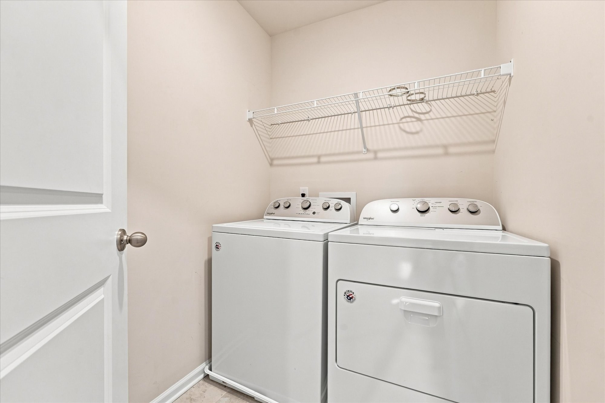 214 Netherlands Blvd Property Photo 24