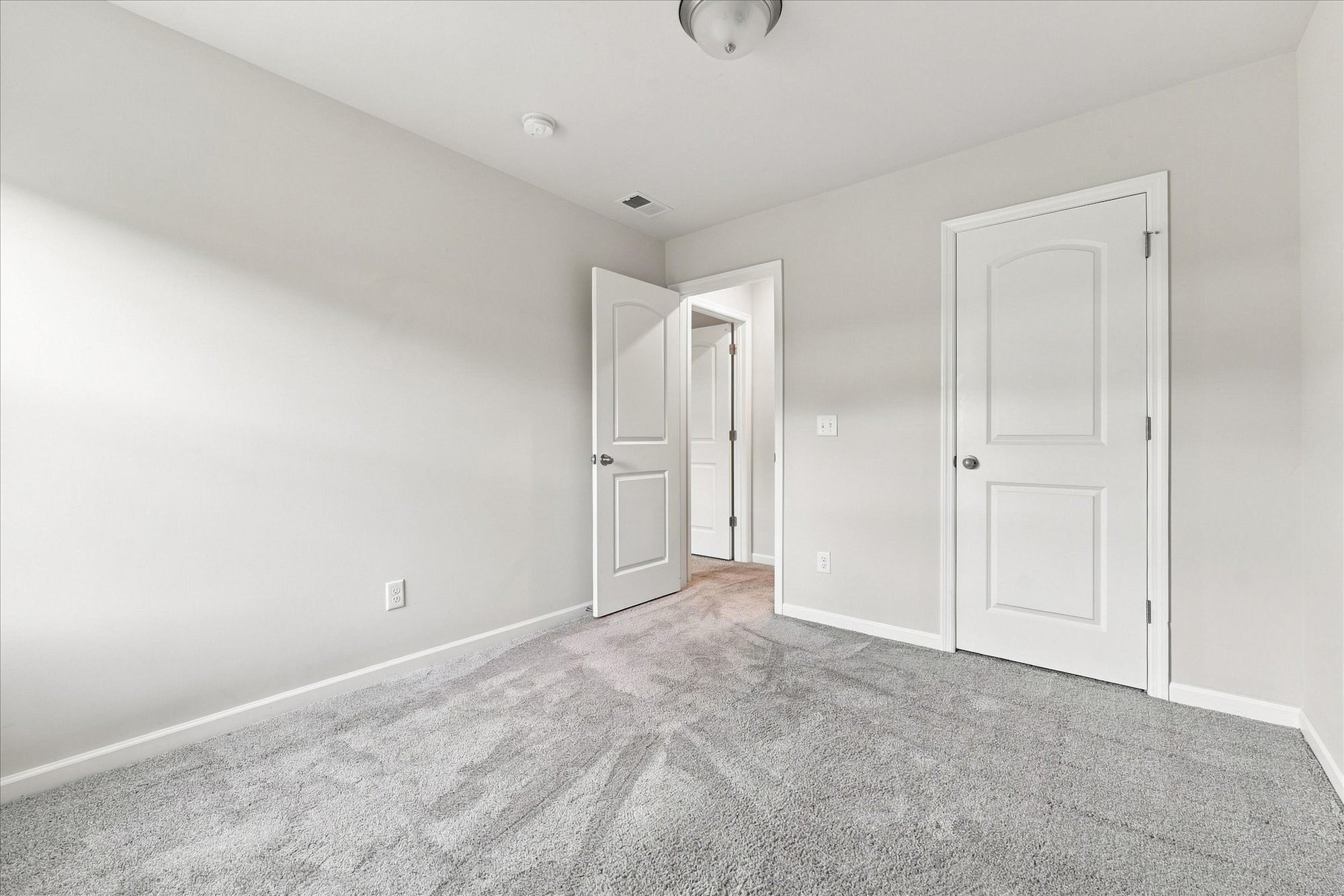 214 Netherlands Blvd Property Photo 26