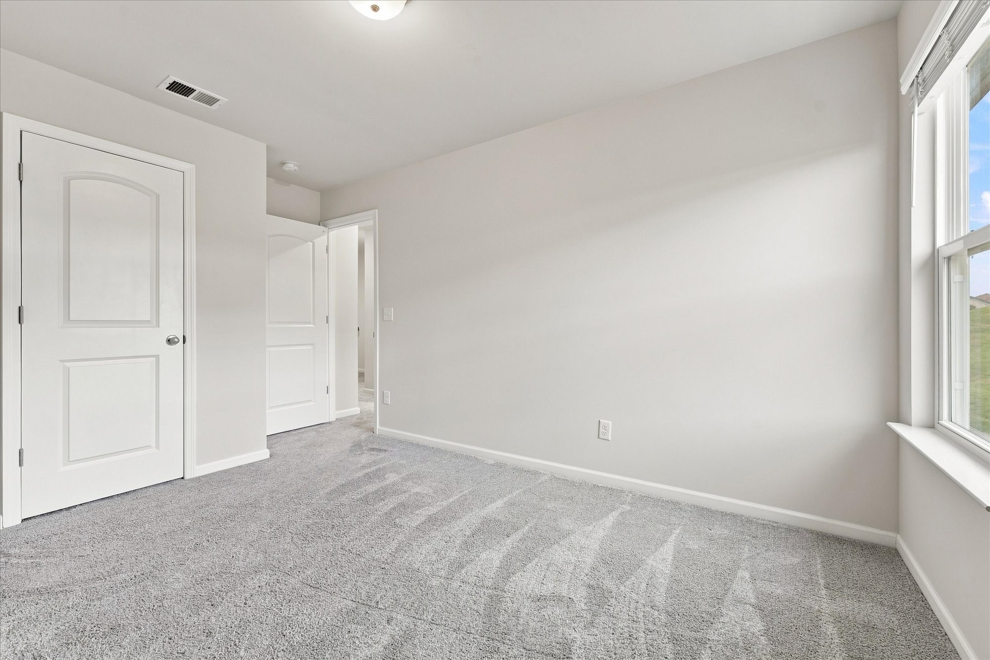 214 Netherlands Blvd Property Photo 28