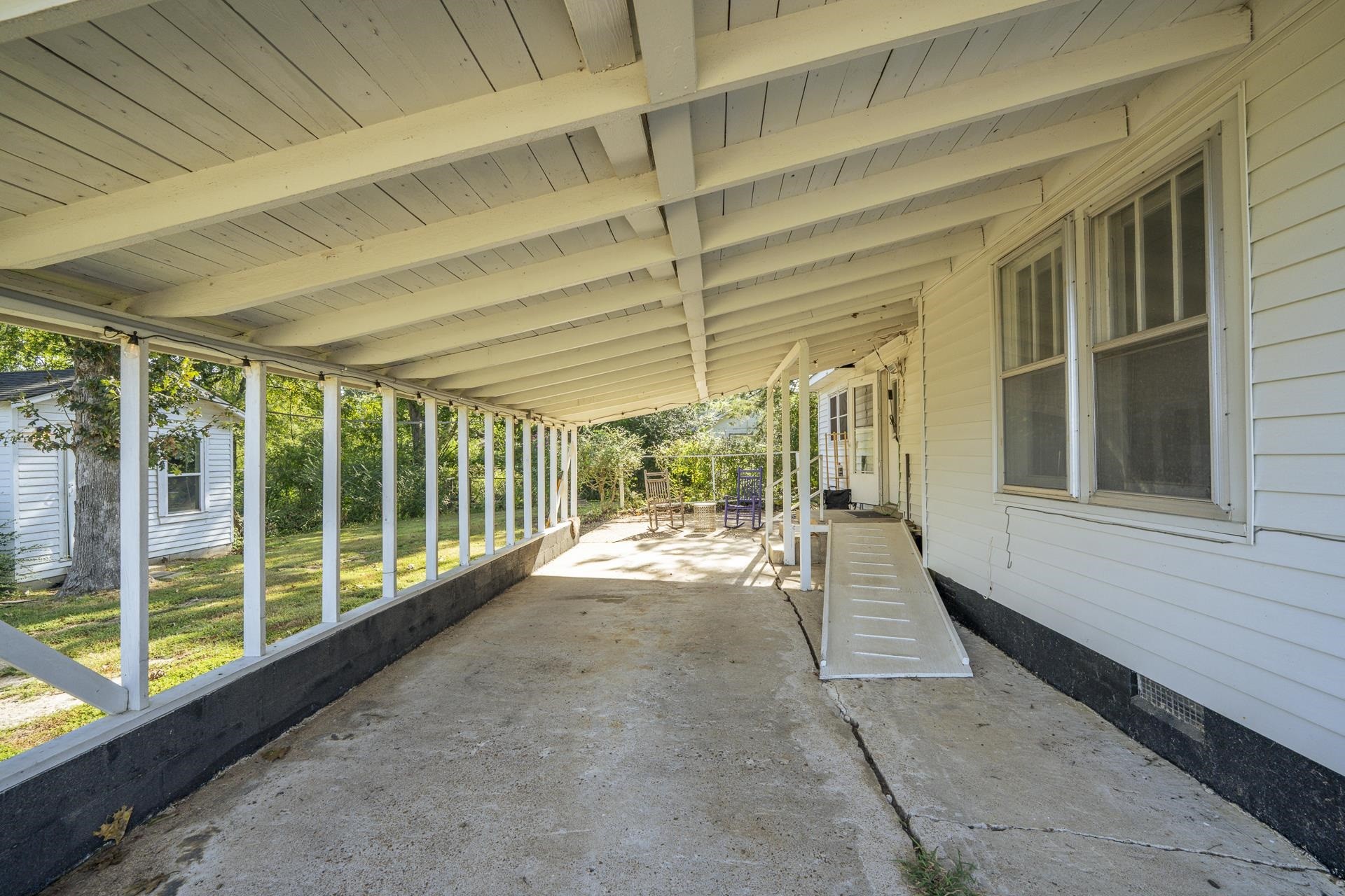 340 Oak St Property Photo 12