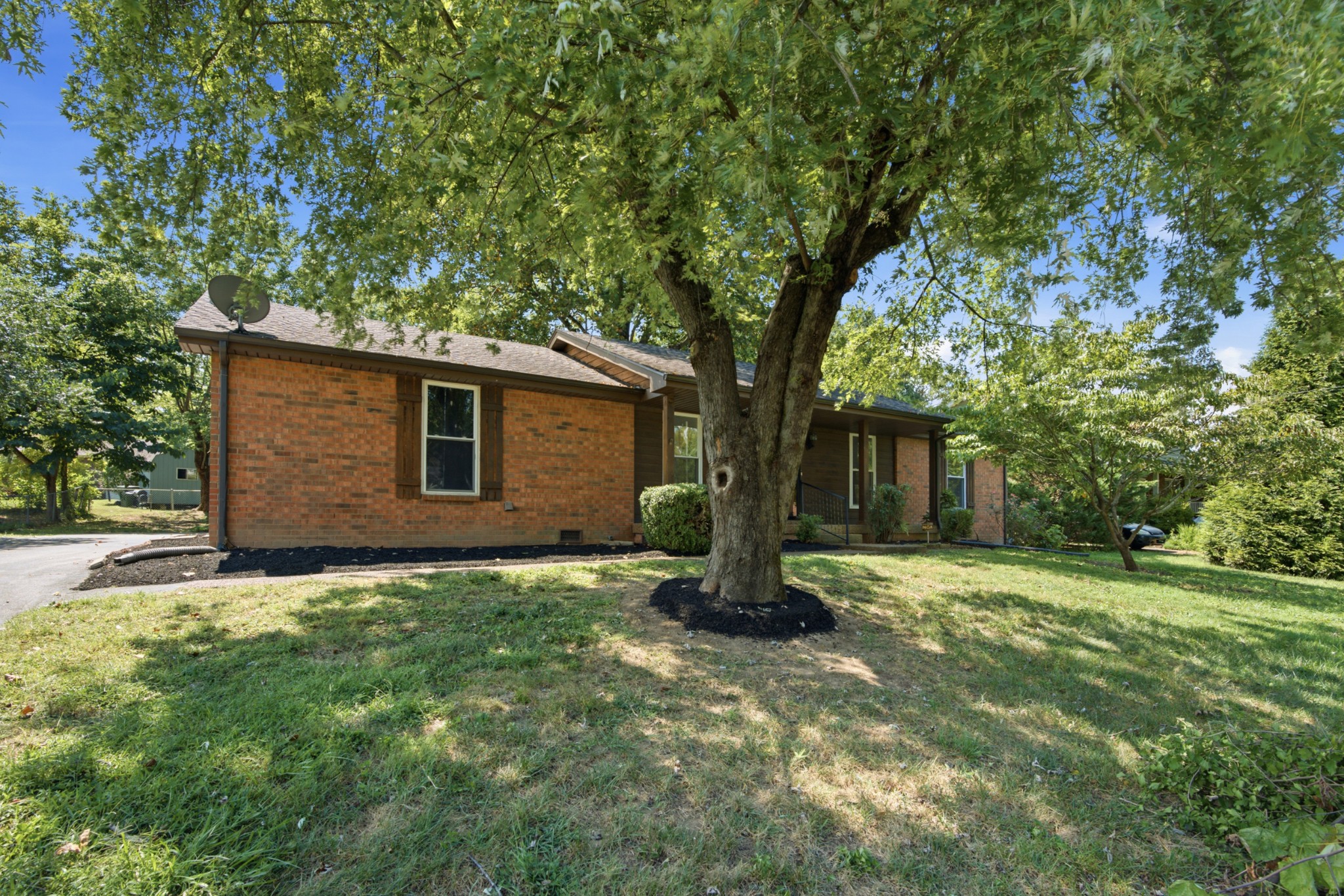 714 Albany Dr Property Photo 22