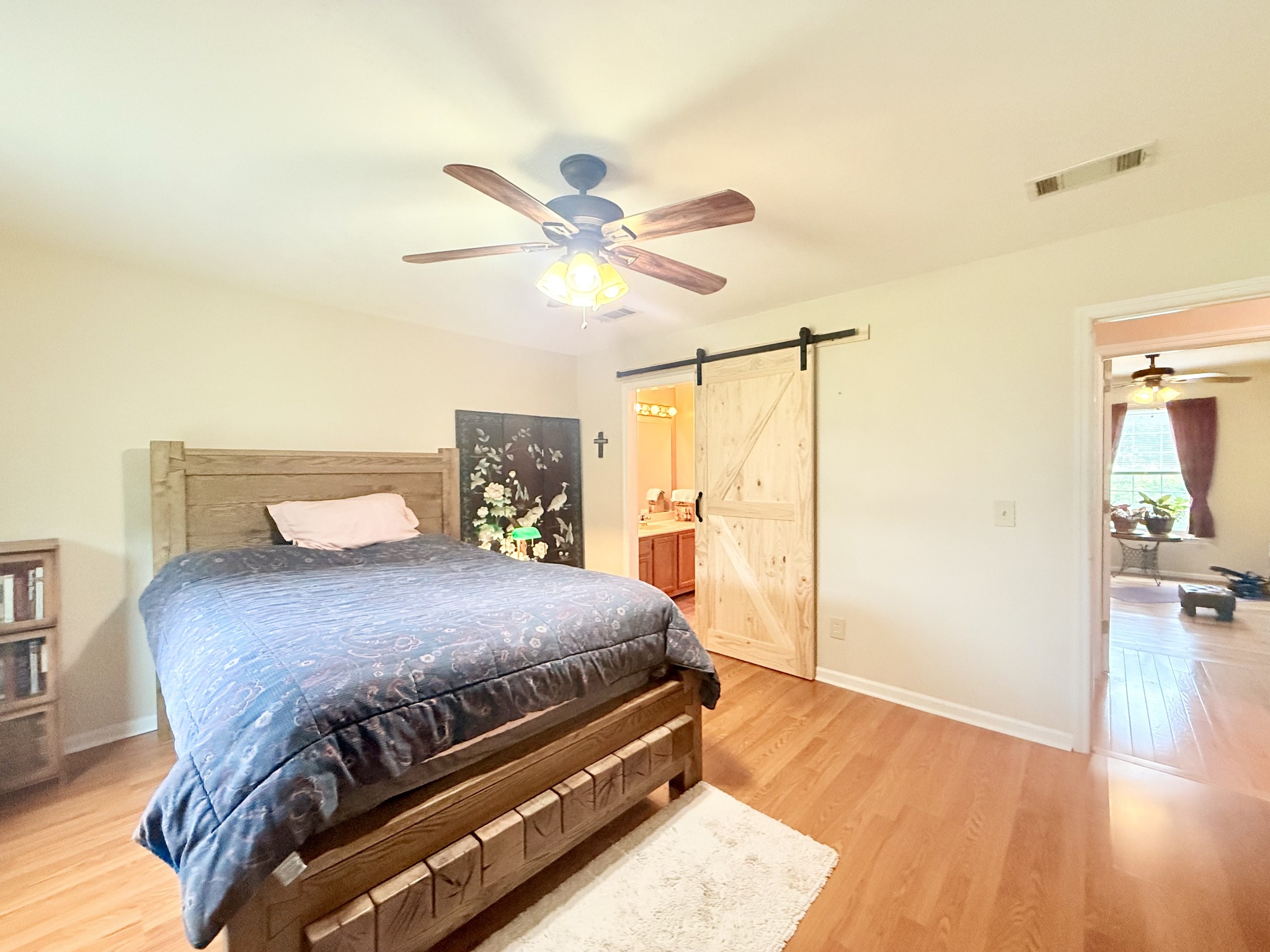 810 Lewis Ct Property Photo 10