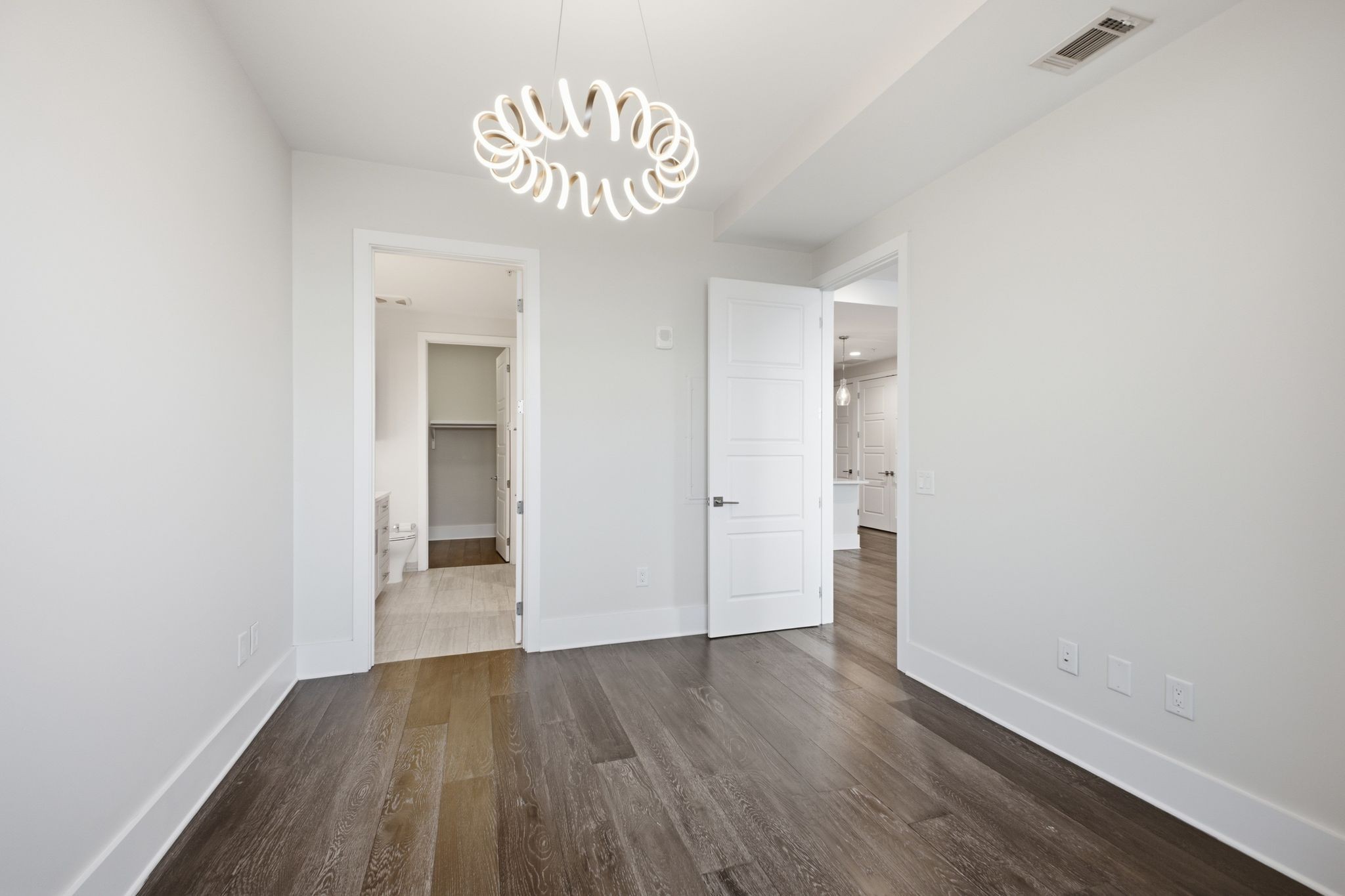 20 Rutledge St Property Photo 19
