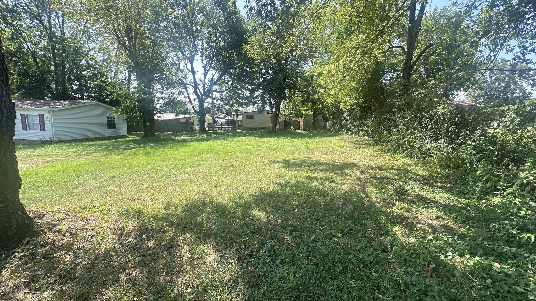 412 W Mcglothlin St Property Photo 1