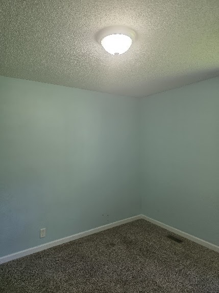 290 Lafayette Rd Property Photo 9