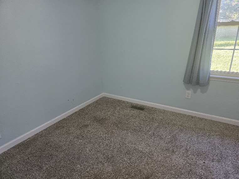 290 Lafayette Rd Property Photo 10