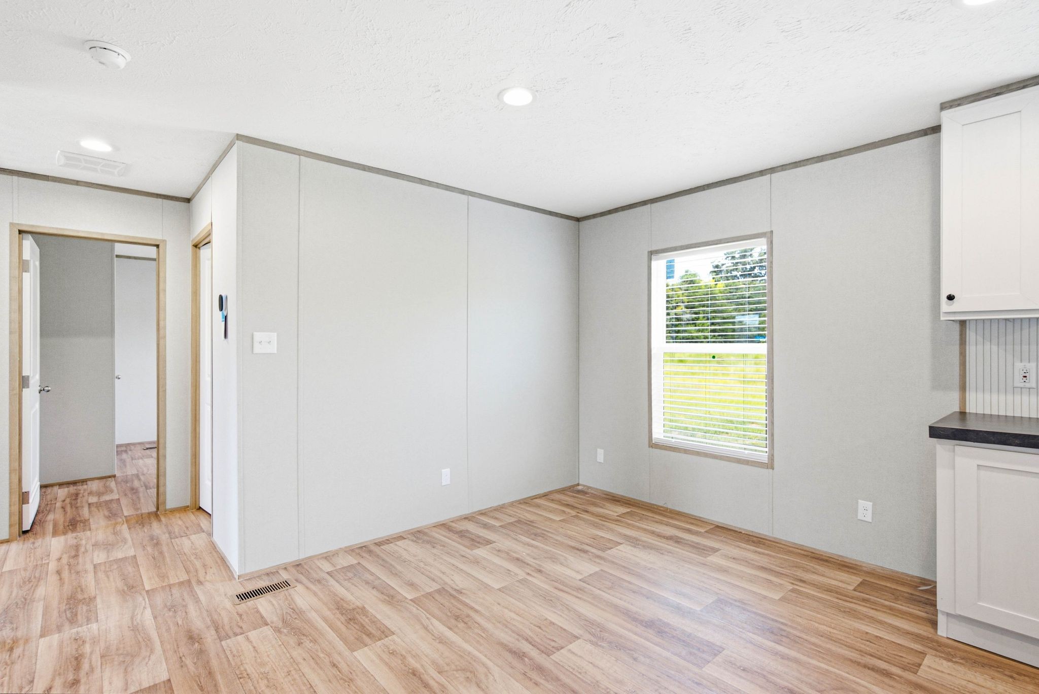443 County Road 784a Property Photo 10