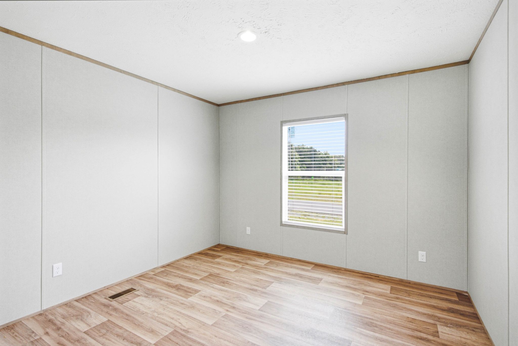 443 County Road 784a Property Photo 14