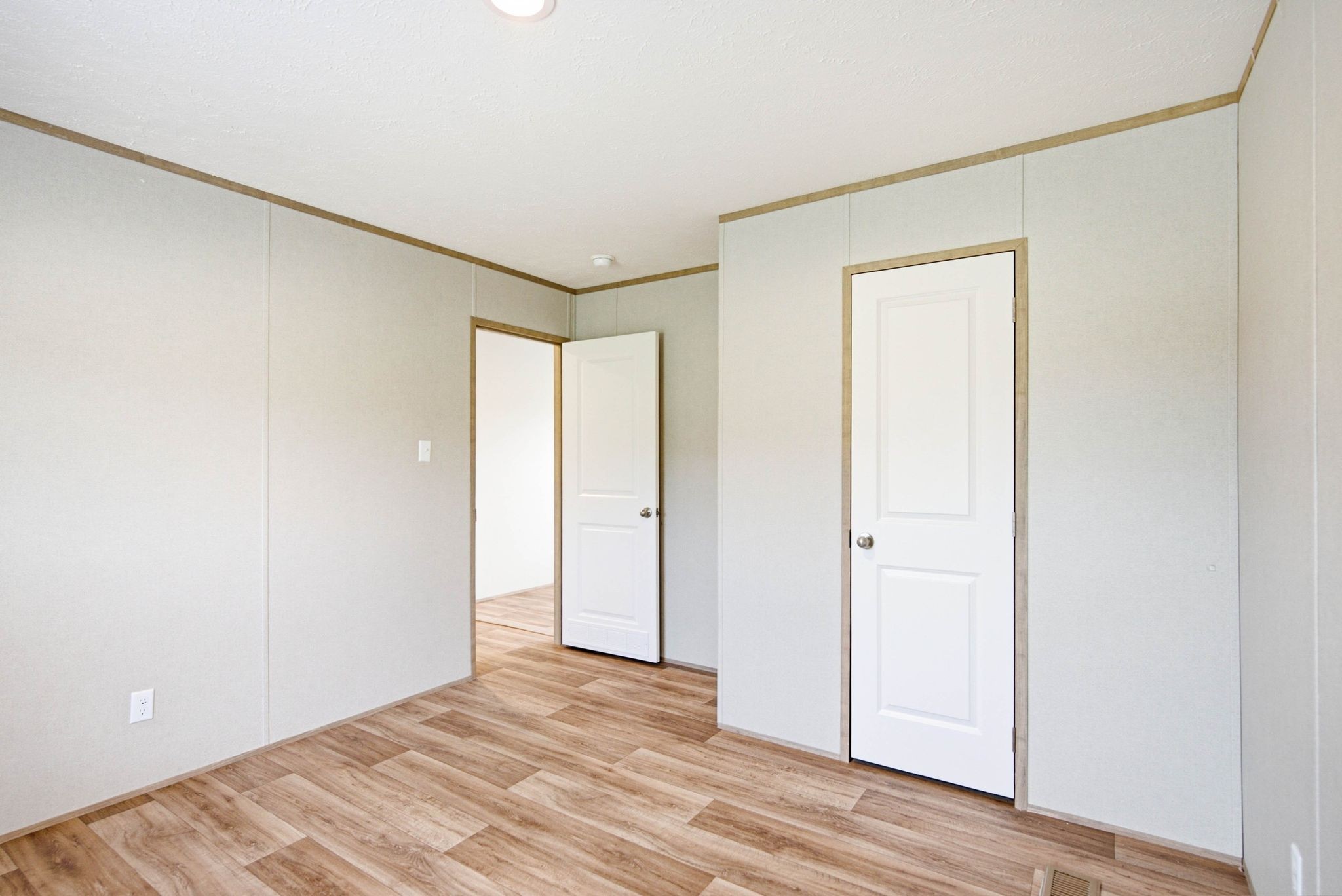 443 County Road 784a Property Photo 15