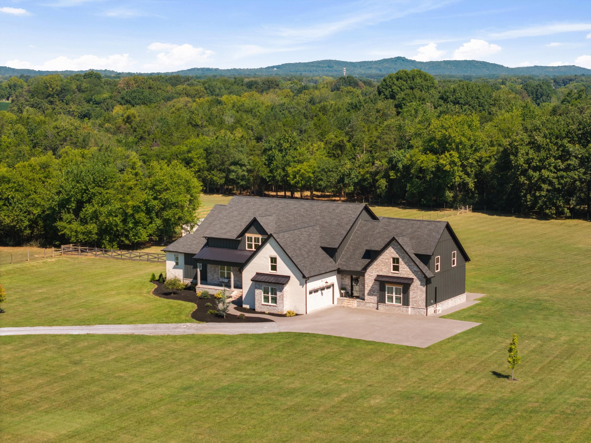 3340 Midland Acres Dr