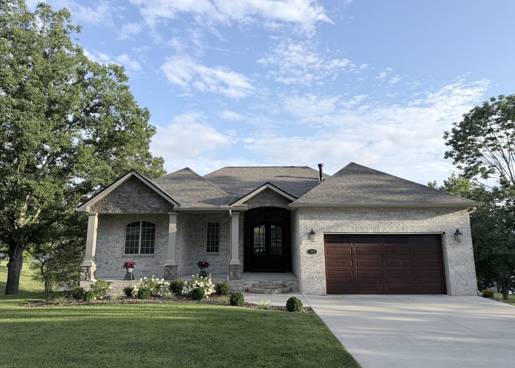 1018 Idlewild Dr Property Photo 1