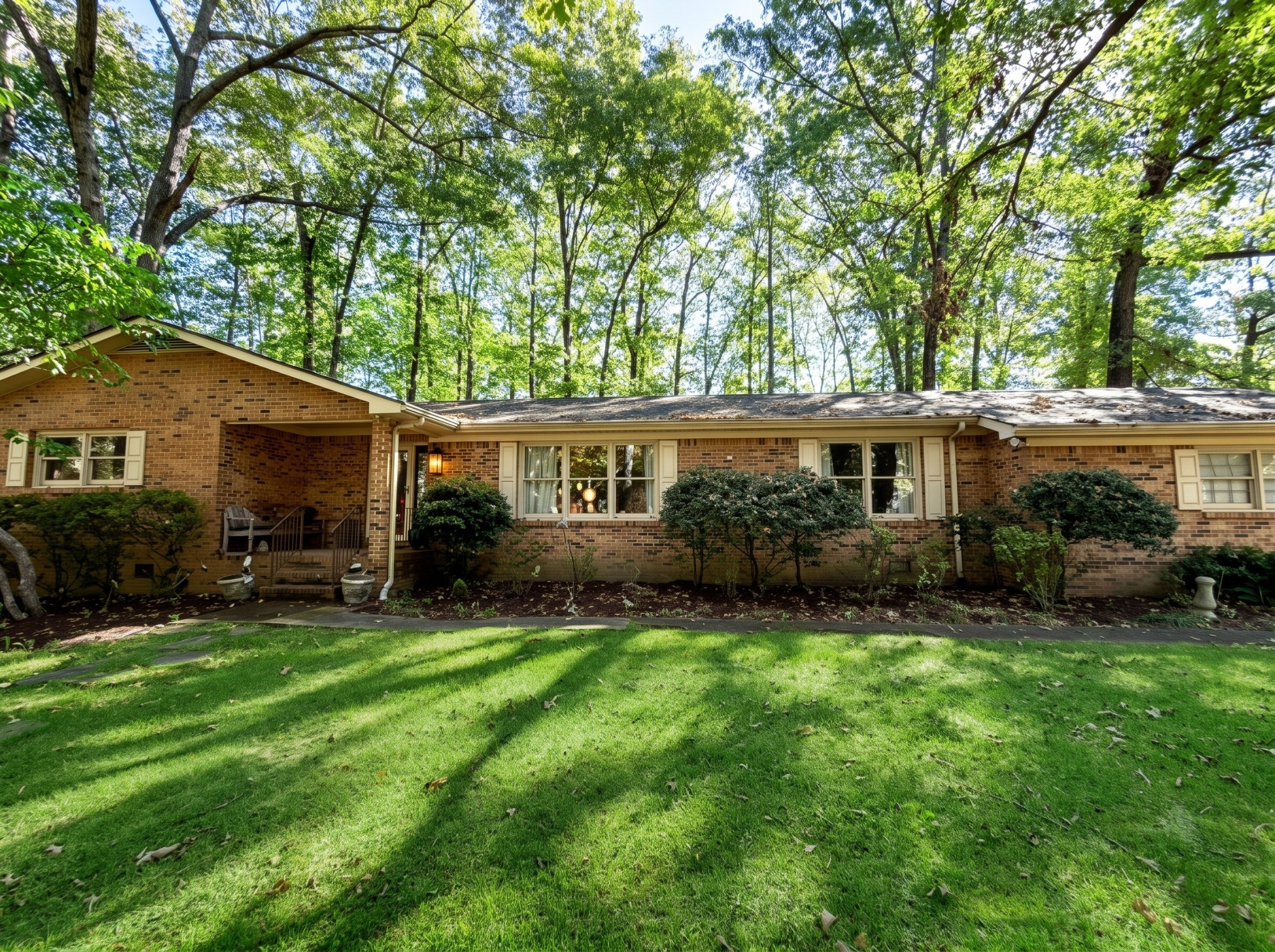 213 Regwood Dr Property Photo 1