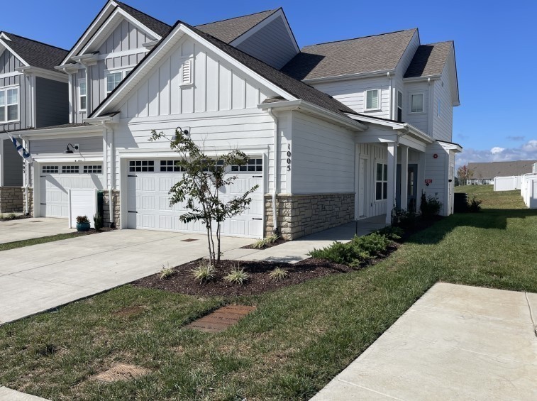 1005 June Wilde Rdg Property Photo 1
