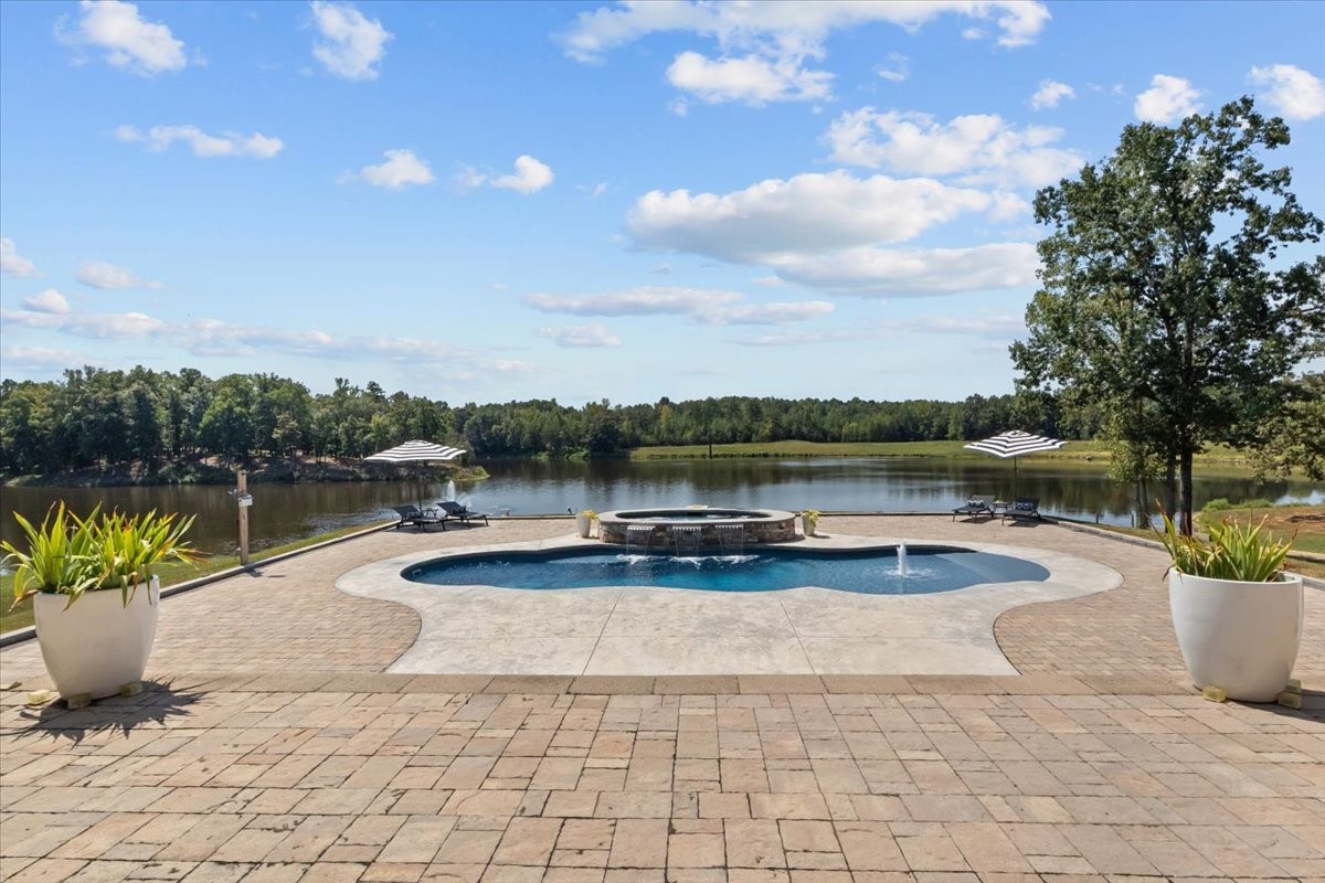 140 Lake Shore Lane Property Photo 13