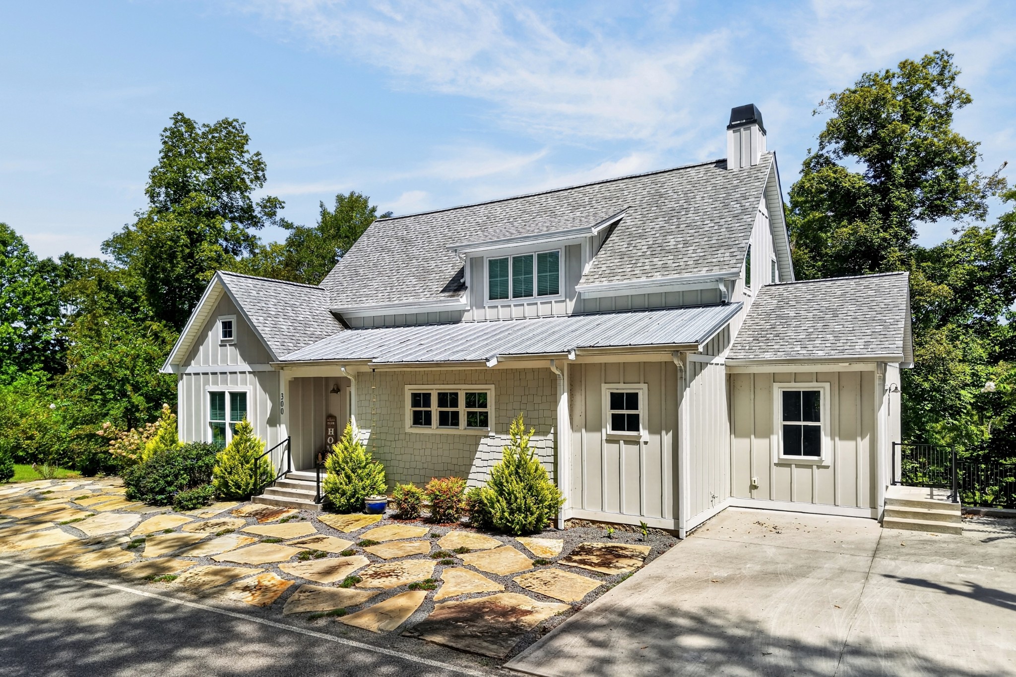 300 Chandler Rd