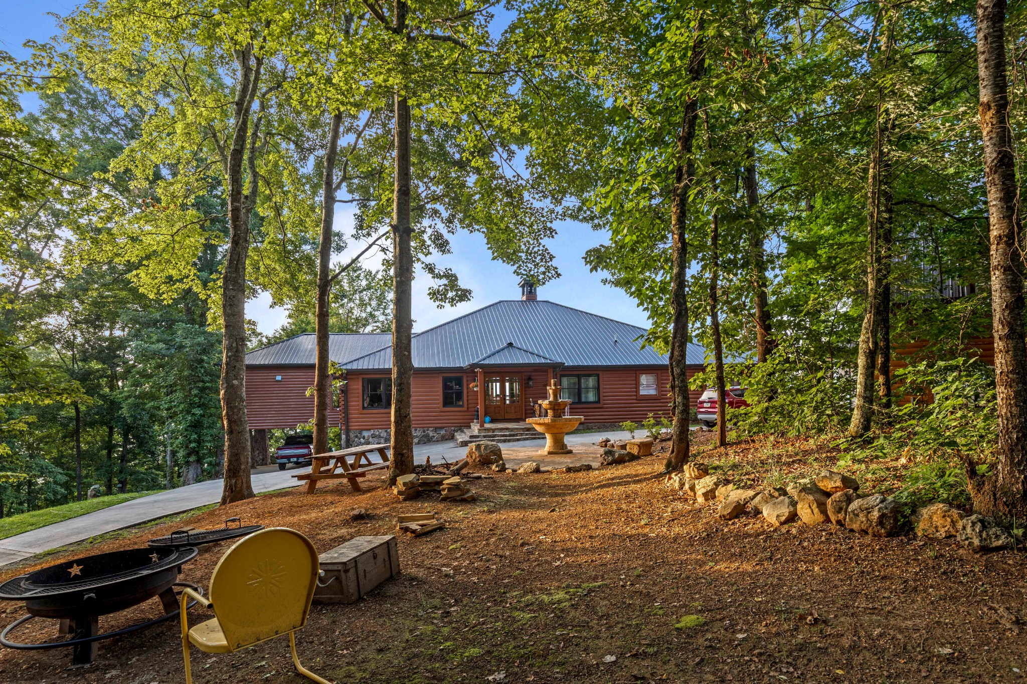 260 Lakeside Lodge Ln Property Photo 4
