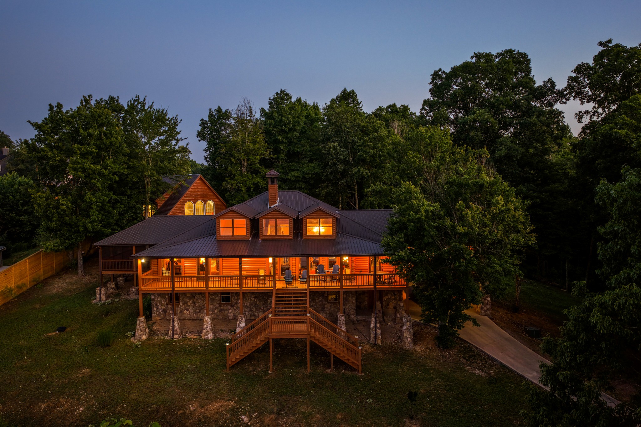 260 Lakeside Lodge Ln Property Photo 34