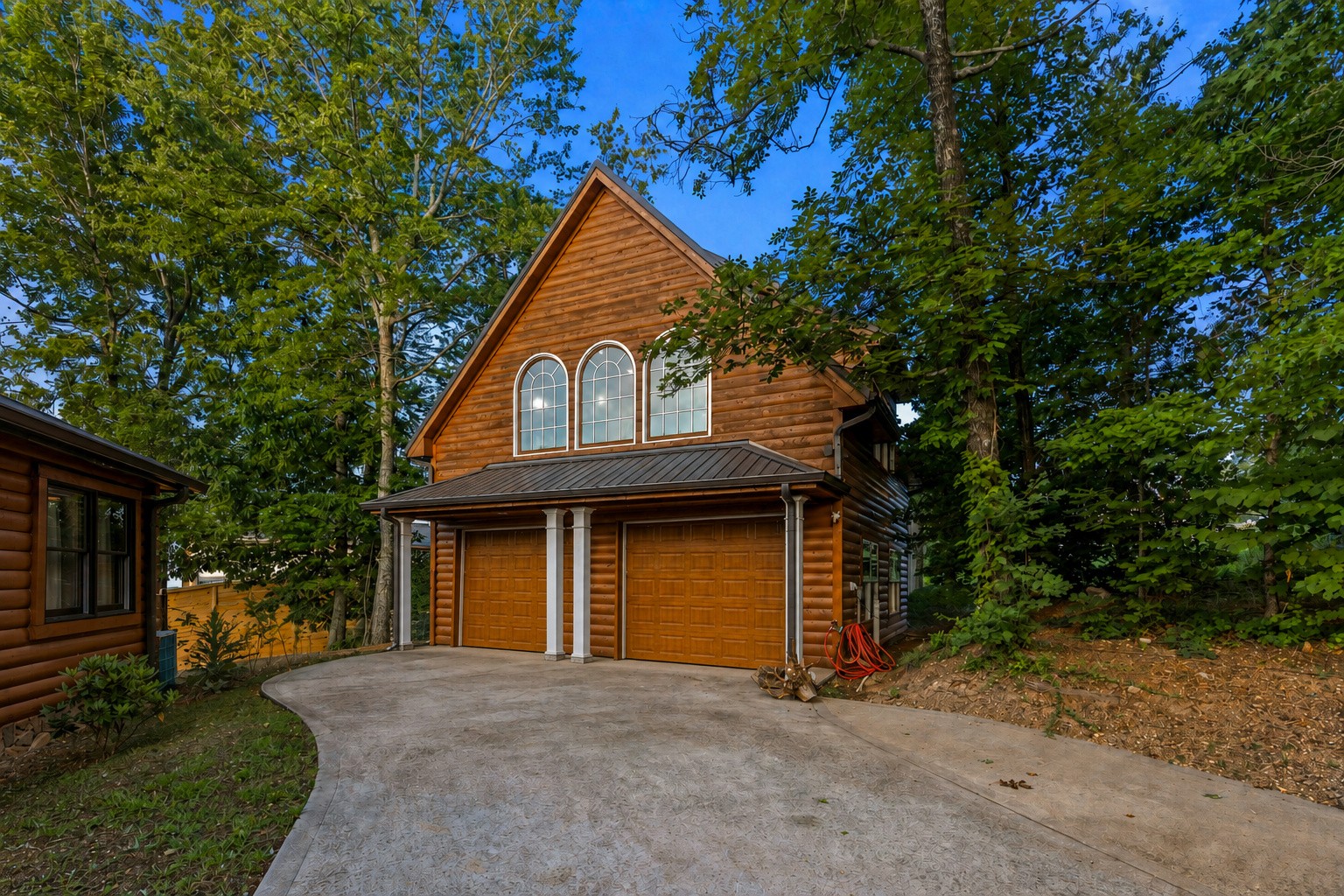 260 Lakeside Lodge Ln Property Photo 44