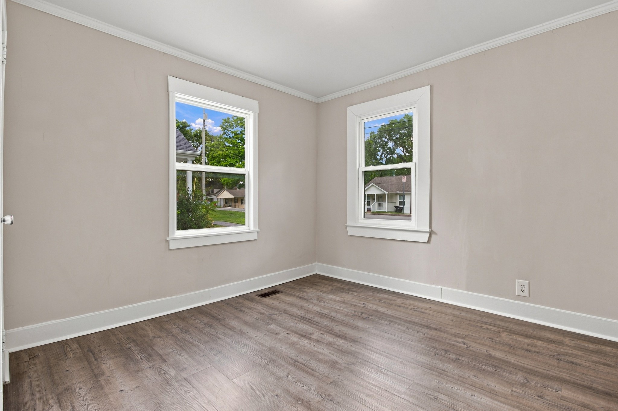 432 Hickman St Property Photo 12