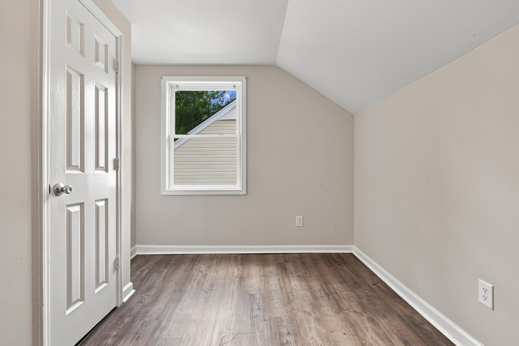 432 Hickman St Property Photo 15