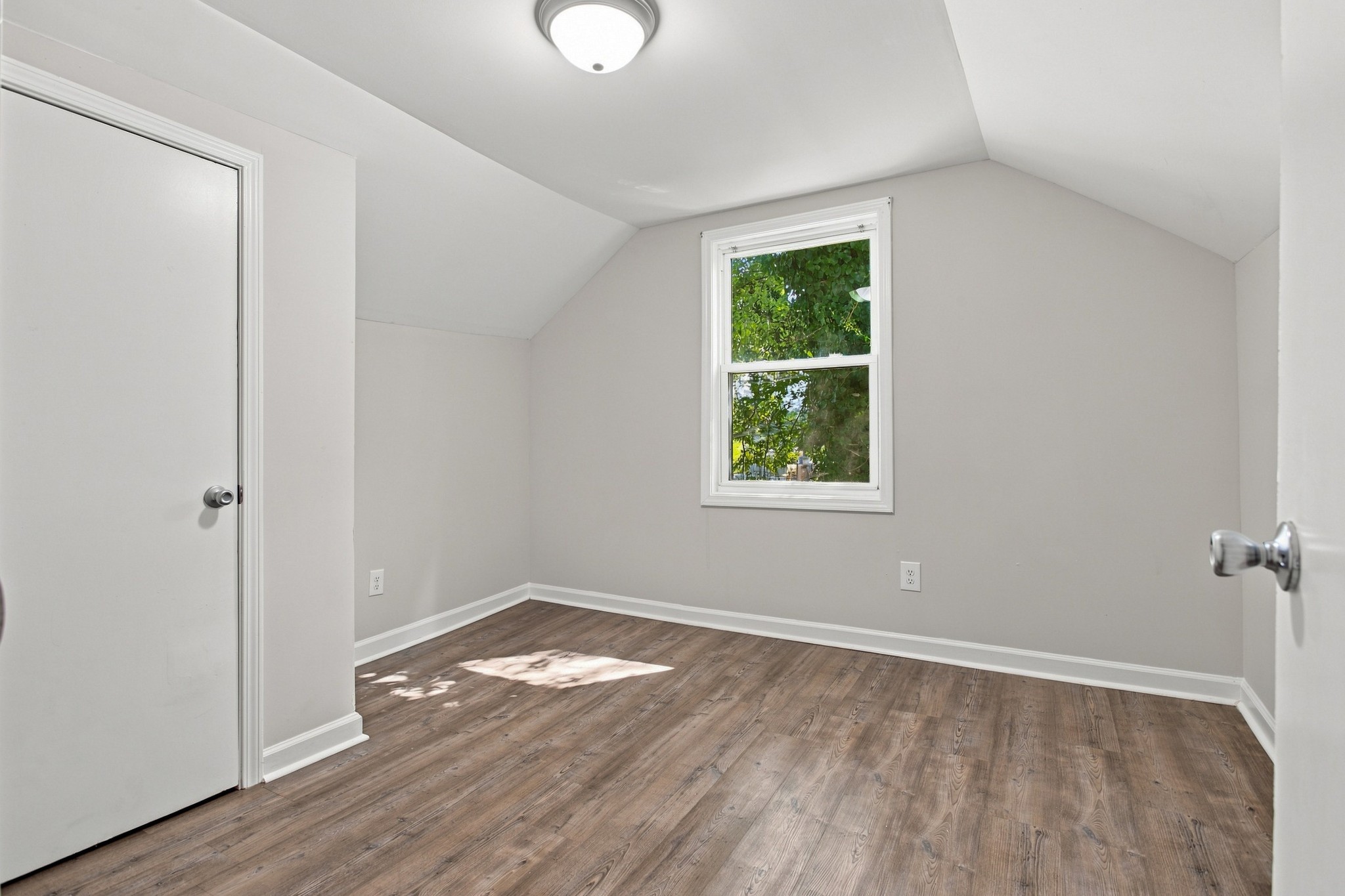 432 Hickman St Property Photo 16