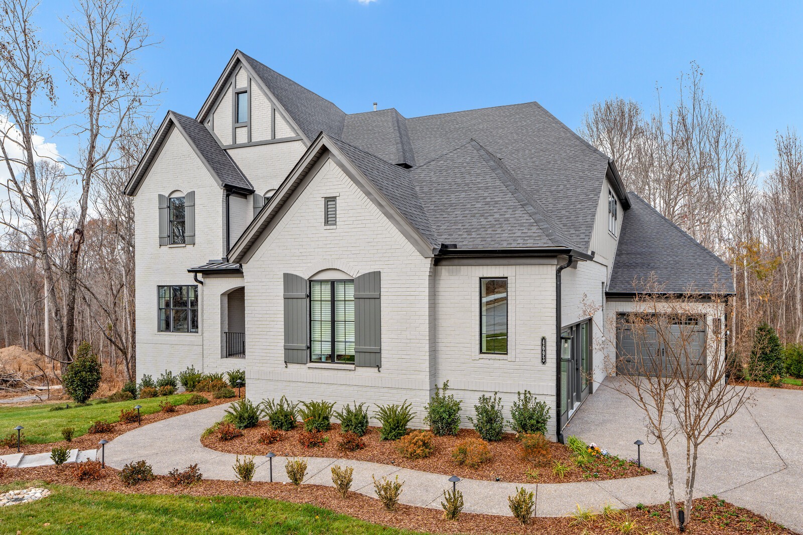 4693 Majestic Meadows Property Photo 4