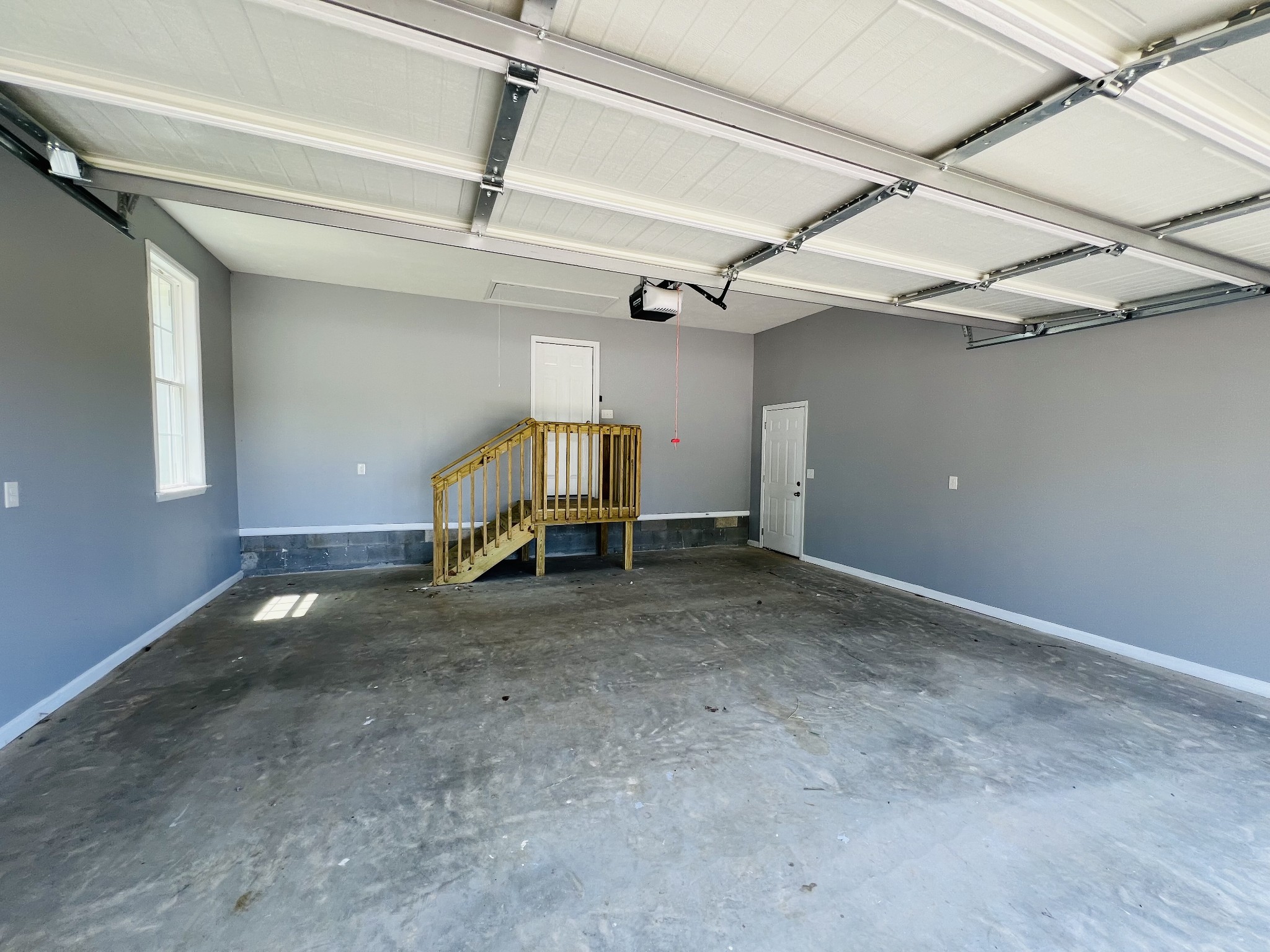 111 Glenhaven Ln Property Photo 4