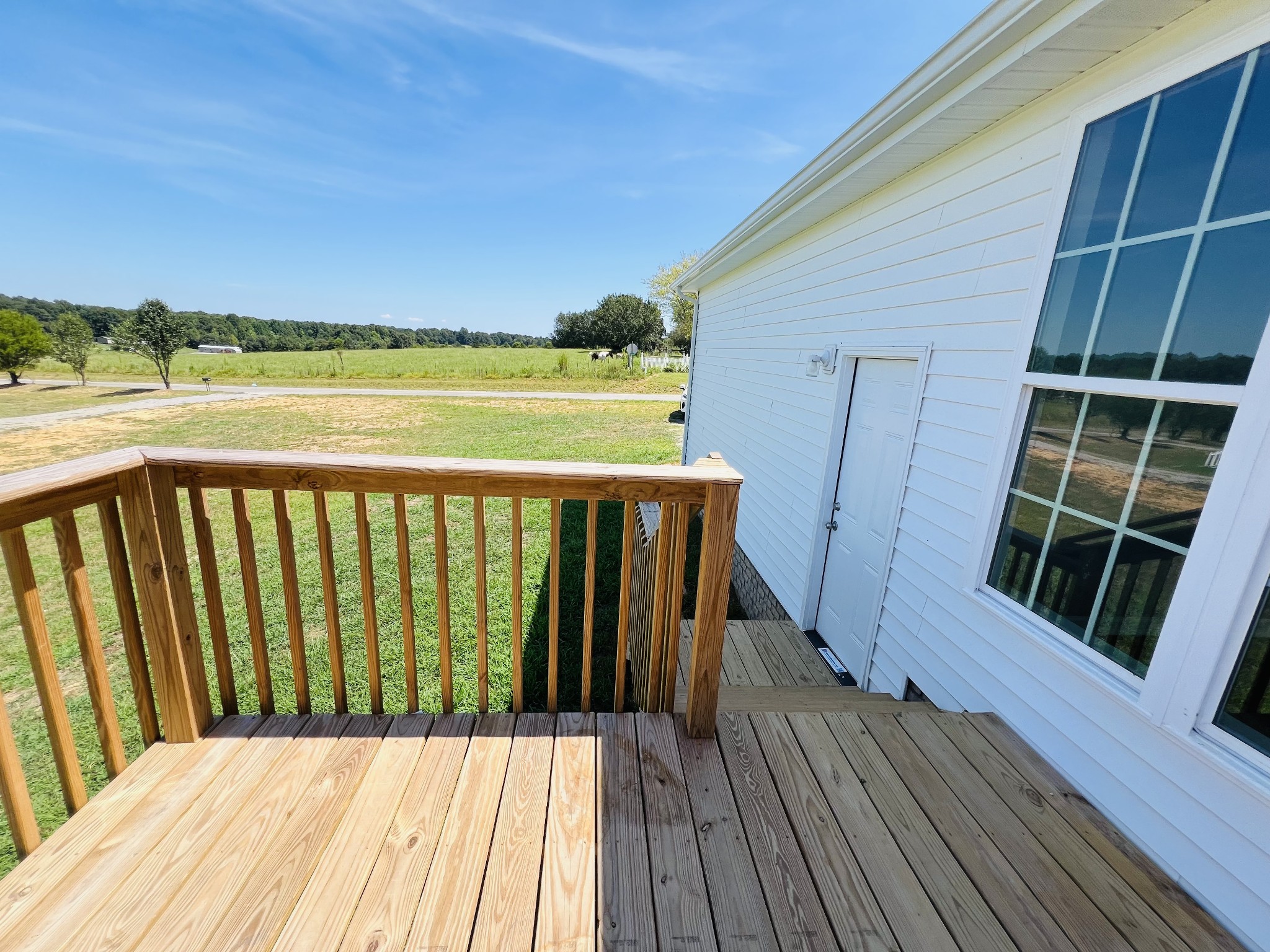 111 Glenhaven Ln Property Photo 6
